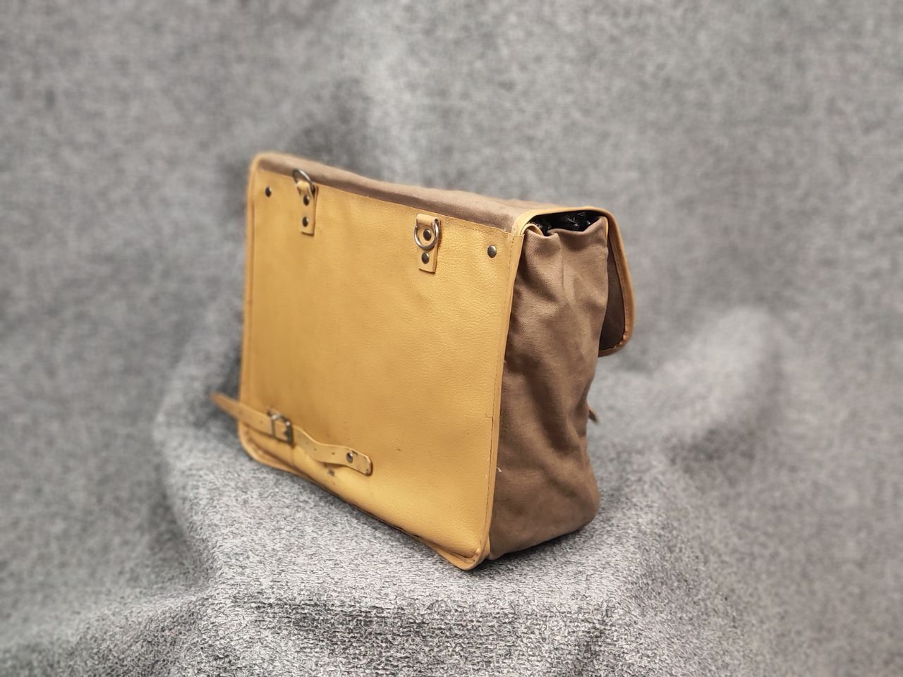 Vintage Vintage 60's Lafuma Two Bicycle Bags in Beige Canvas Bag Size ONE SIZE - 9 Thumbnail