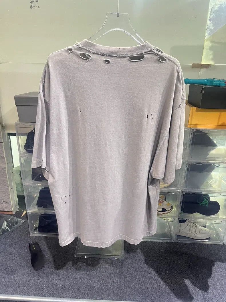 Balenciaga Balenciaga Grey Blurred Letter Destroyed Short Sleeve Size US XXS / EU 40 - 4 Thumbnail