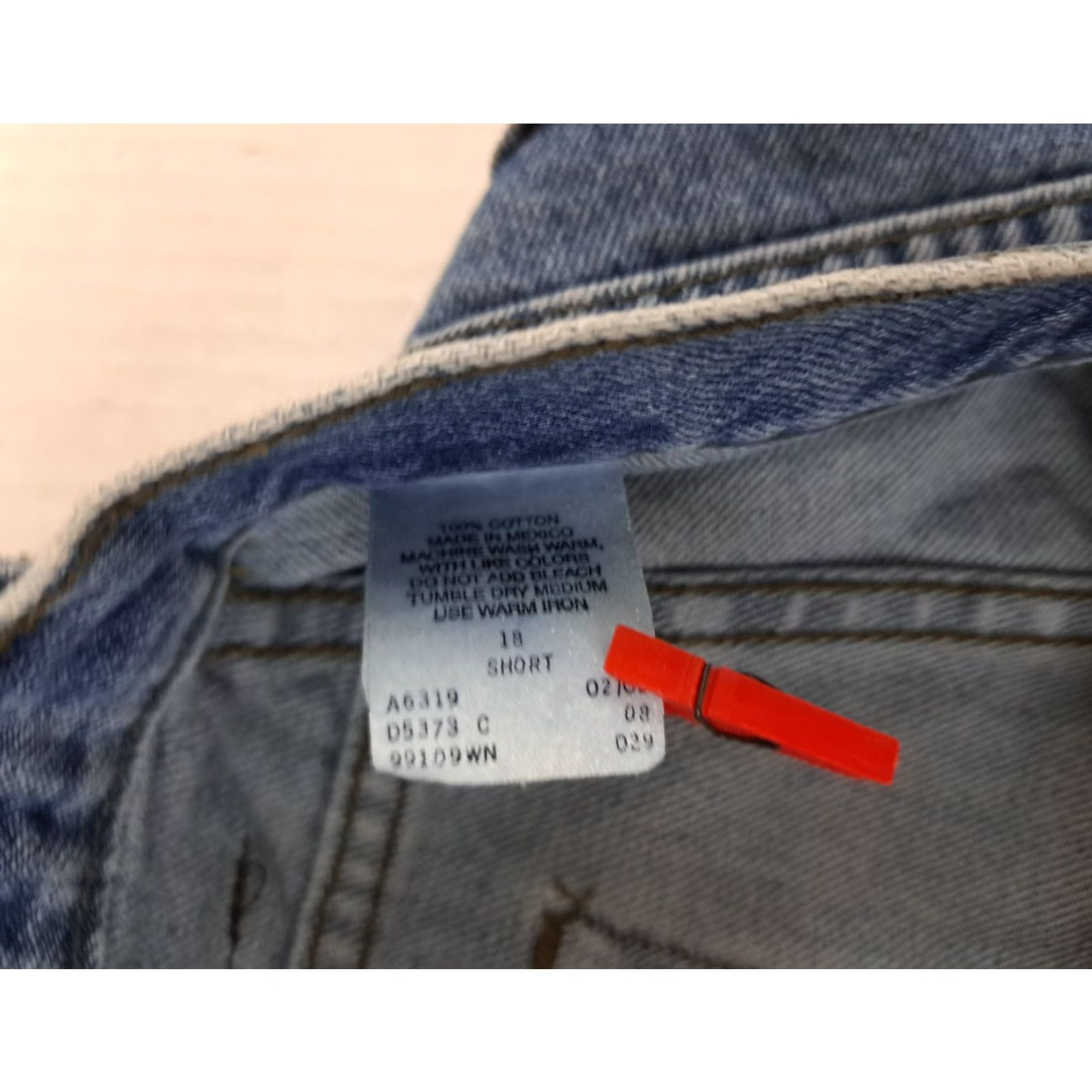 Harley Davidson VINTAGE Harley-Davidson Jeans Shorts Woman 18 Blue Denim 100% Cotton Biker Comfort 35in Waist 5.5in Inseam Size 40" / US 18 - 4 Thumbnail