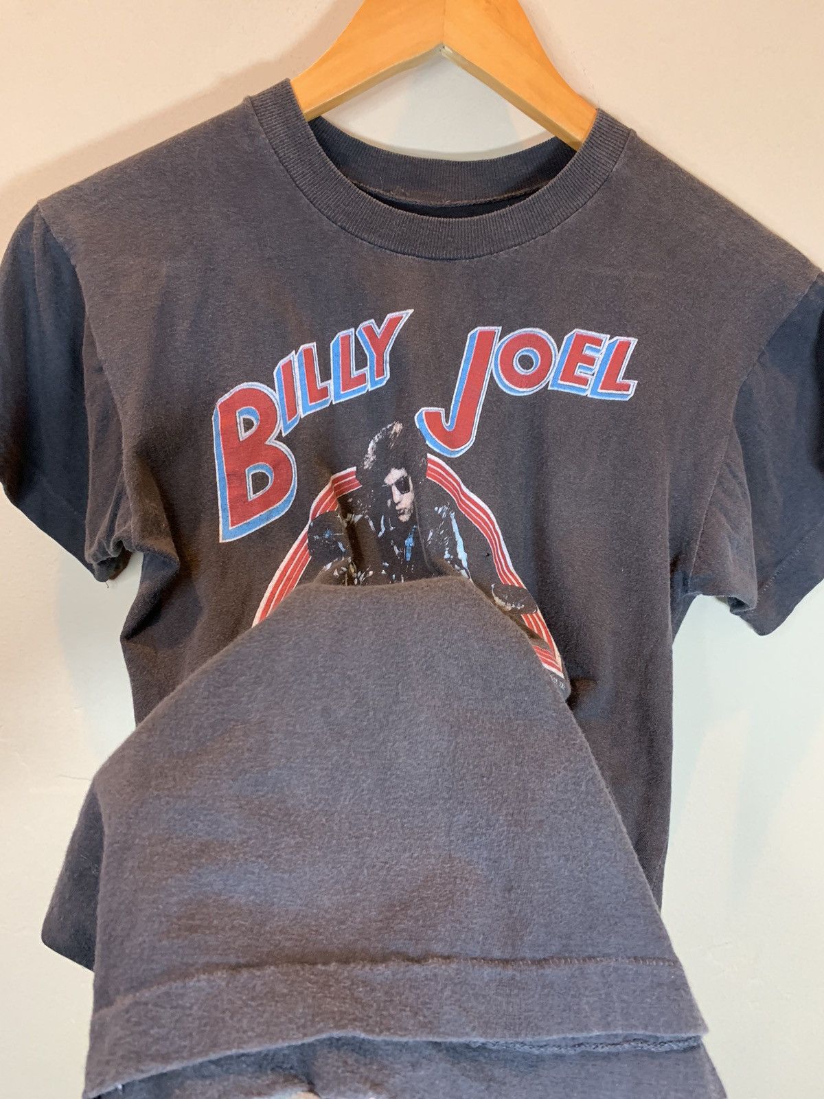 Band Tees × Vintage RARE Vintage 1982 Billy Joel Behind Nylon Curtain Tour Shirt Size US M / EU 48-50 / 2 - 5 Thumbnail