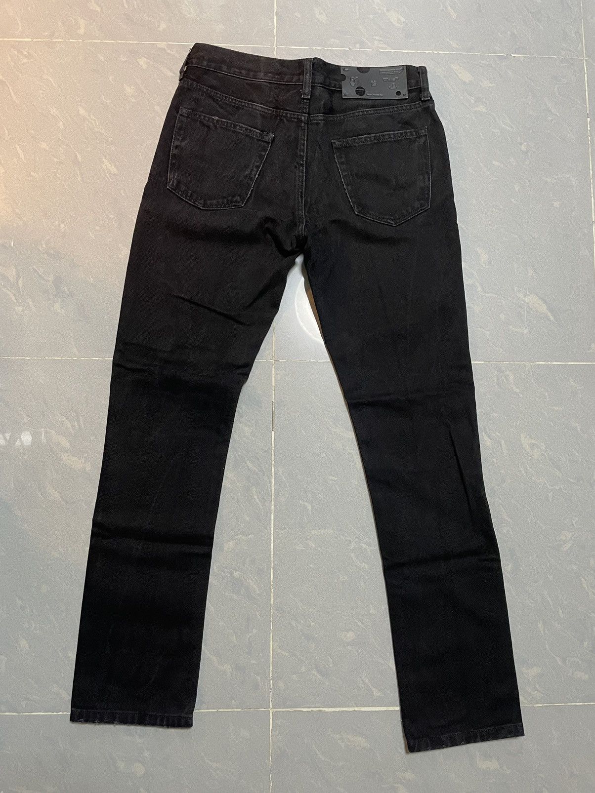 Off-White Off-white faded belt jeans Size US 28 / EU 44 - 2 Thumbnail
