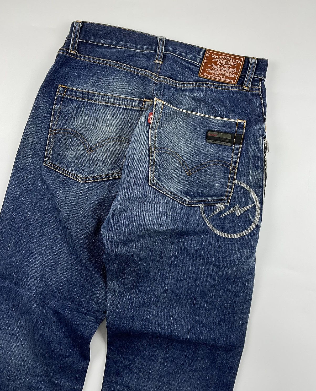 Fragment Design × Levi's Levis Fenom x Fragment Design Denim Size US 30 / EU 46 - 5 Thumbnail
