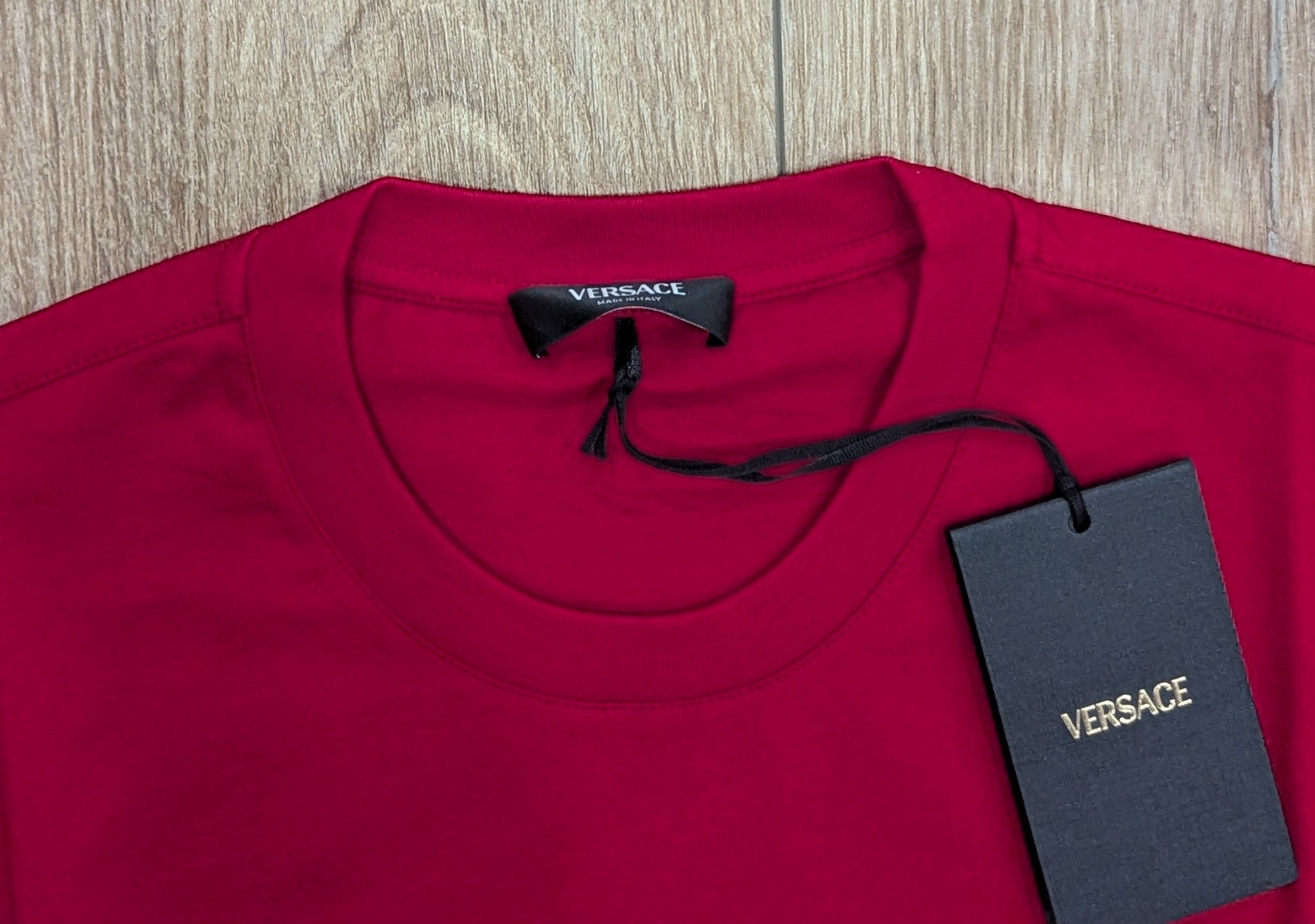 Versace VERSACE Medusa Column Logo Crewneck T-Shirt Red/Gold Small Size US S / EU 44-46 / 1 - 2 Thumbnail