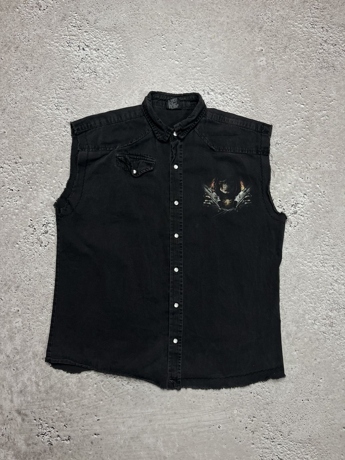 Other Spiral Direct Sleeveless Denim Shirt L Skull Gun Print Black Size US L / EU 52-54 / 3 - 1 Thumbnail