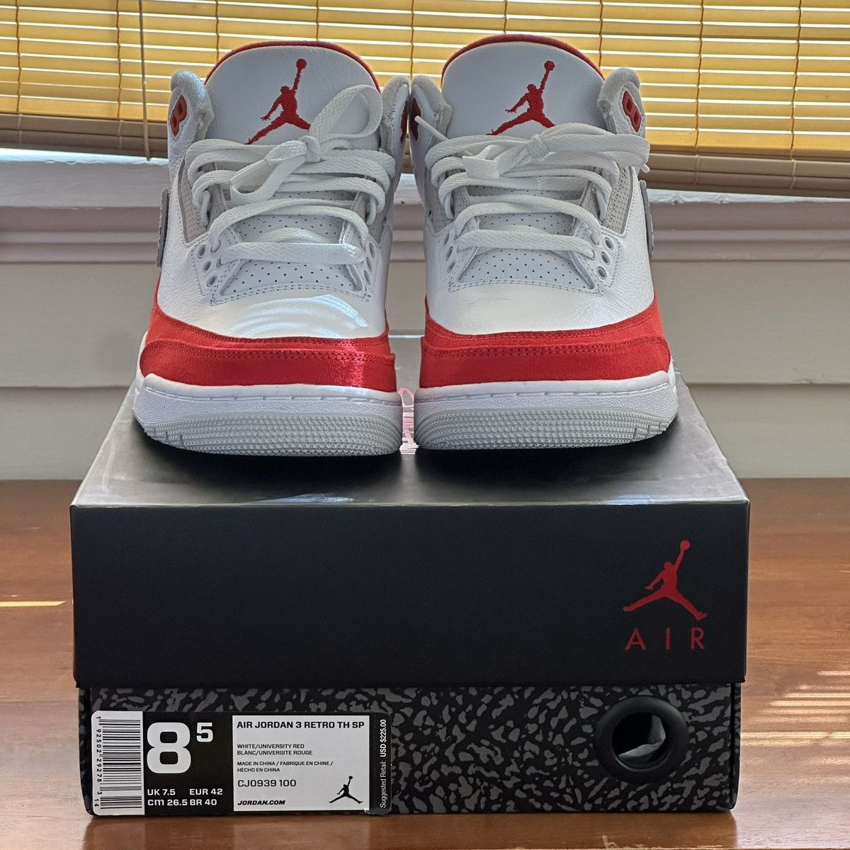 Jordan Brand Nike Air Jordan 3 Retro Tinker Air Max 1 Size US 8.5 / EU 41-42 - 1 Thumbnail