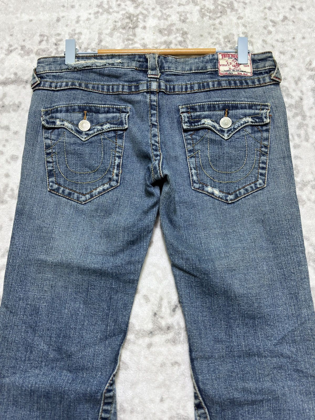 True Religion Flared True Religion Joey Distressed Boot Cut Low Rise Denim Size US 30 / EU 46 - 8 Thumbnail