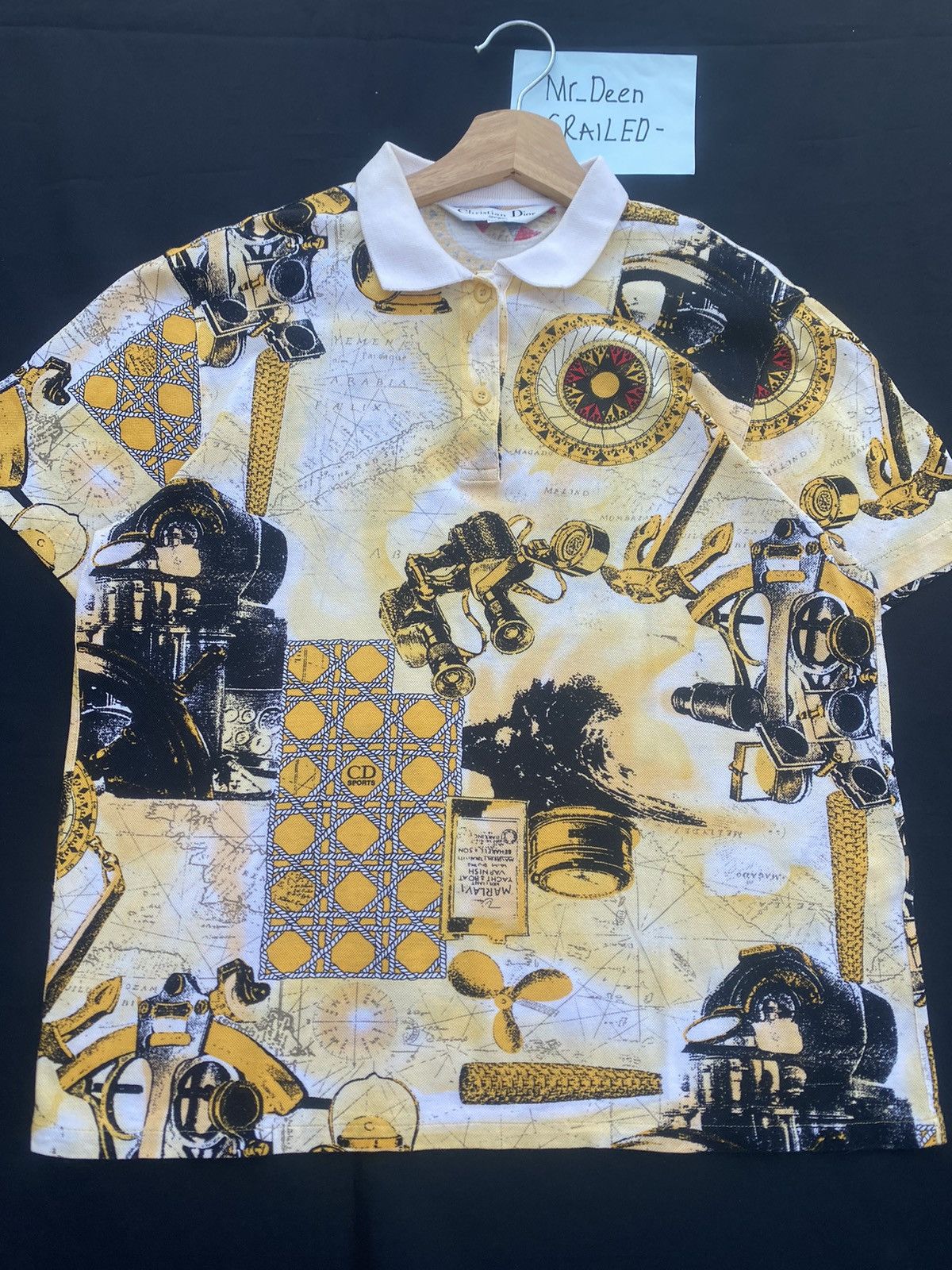 Christian Dior Monsieur Rare Vintage Christian Dior Full Prints Polo Shirt Size US S / EU 44-46 / 1 - 6 Thumbnail