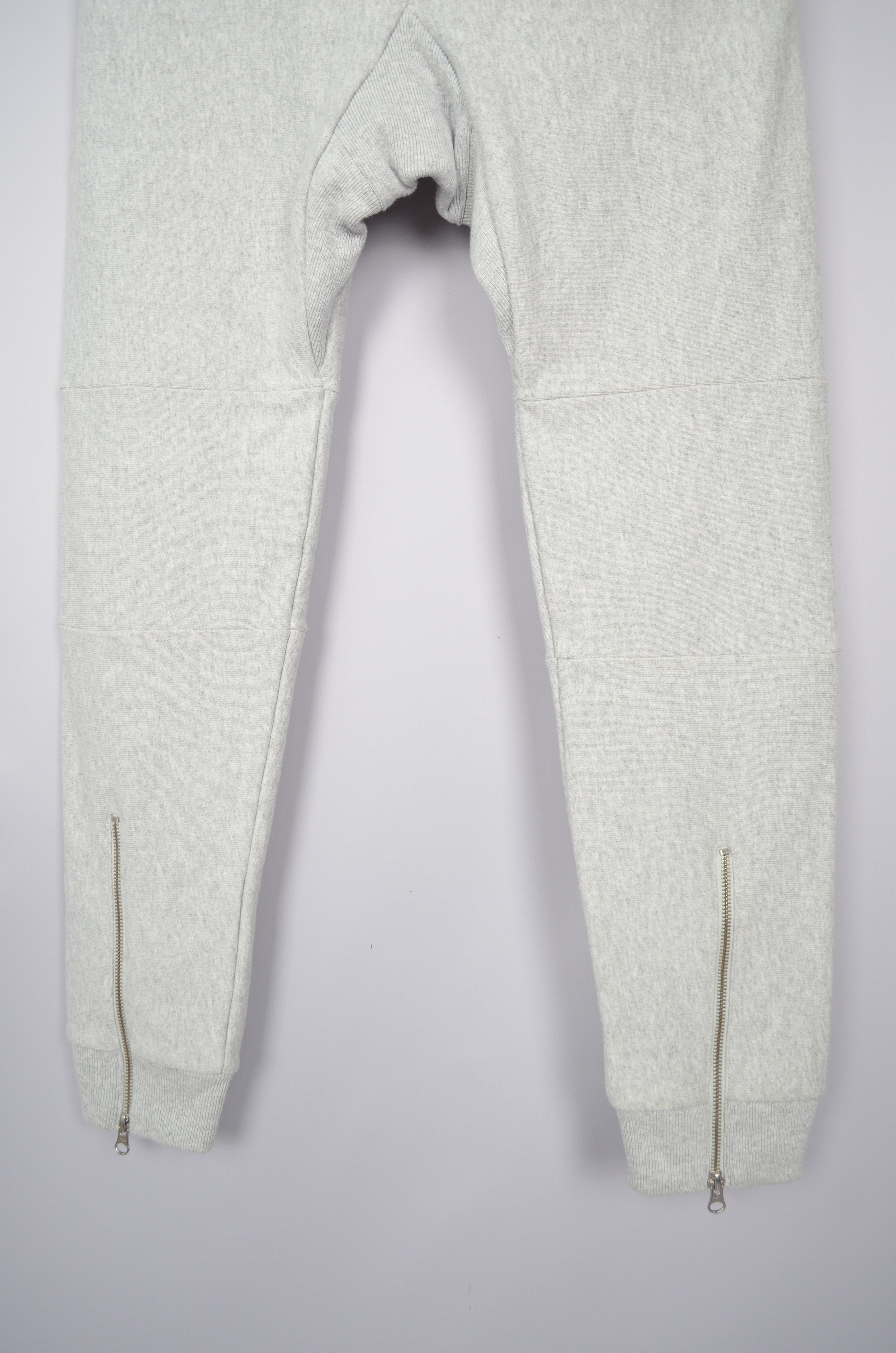 Beams Japan × Champion × Designer BEAMS x Champion Sweatpants Joggers Size S Gray Zipper Size US 30 / EU 46 - 10 Thumbnail