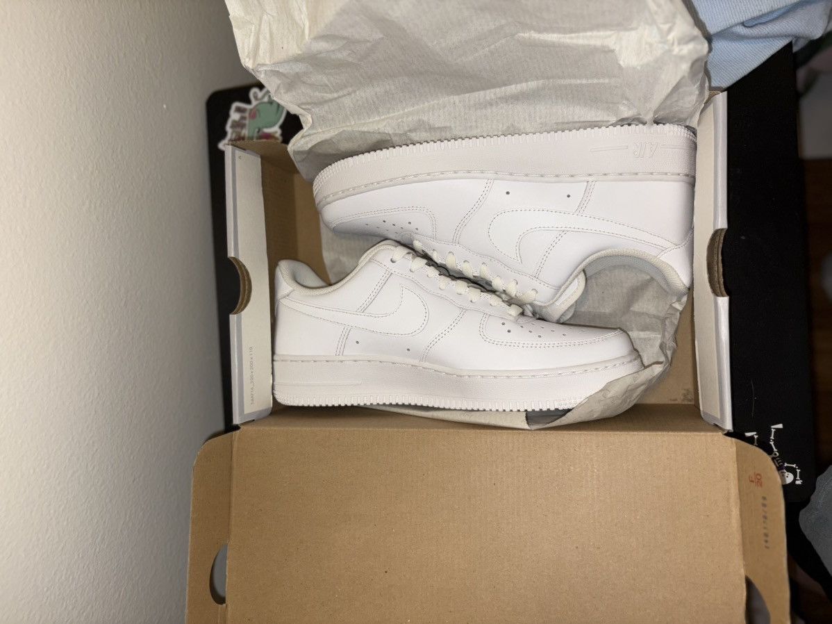 Nike Nike White AF1 Size 8 Size US 8 / EU 41 - 6 Thumbnail