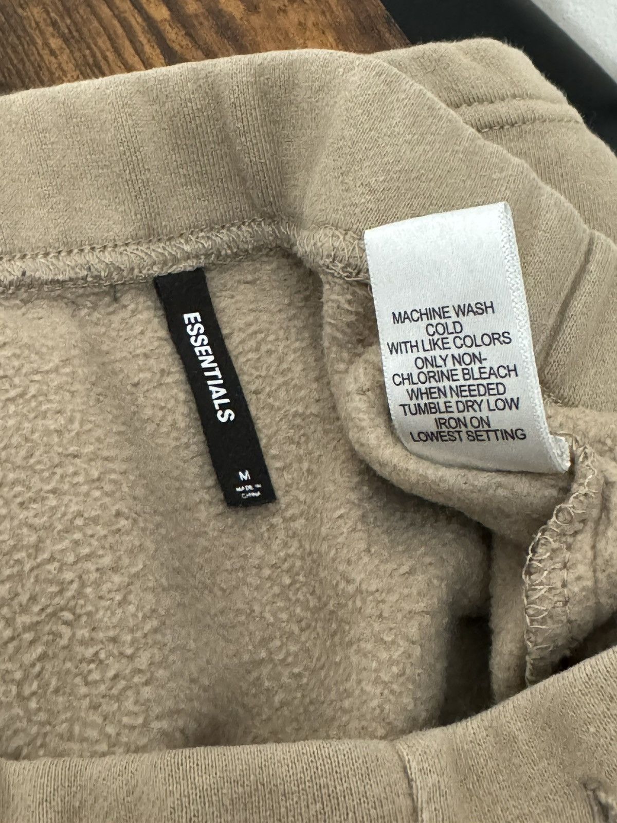 Fear of God 🔥 Fear of God Essentials OG Sweat Shorts SZ Medium Tan Size US 32 / EU 48 - 10 Thumbnail
