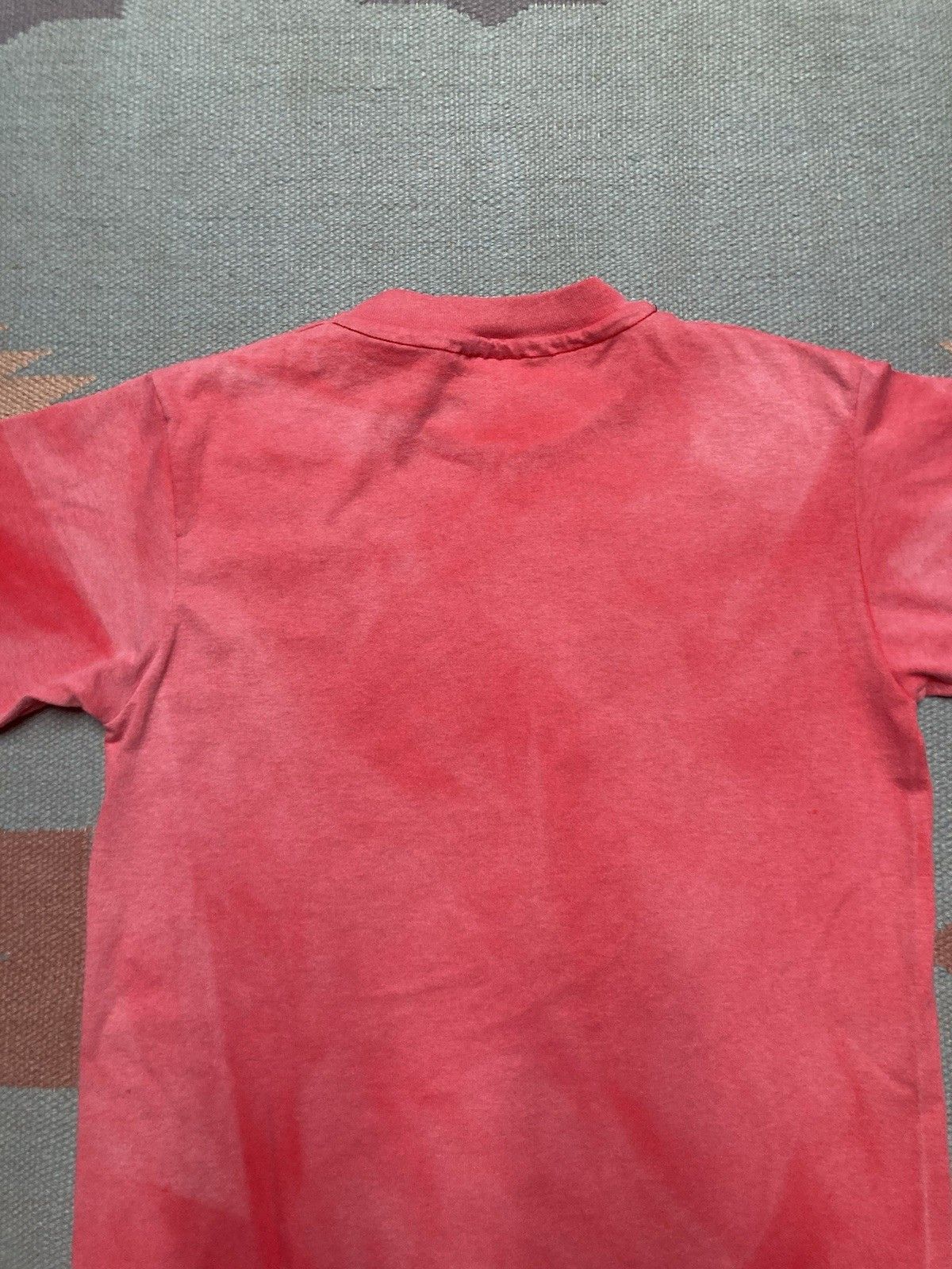 Vintage Vtg 80s blank t shirt sun fade red hanes single stitch small Size US S / EU 44-46 / 1 - 10 Thumbnail