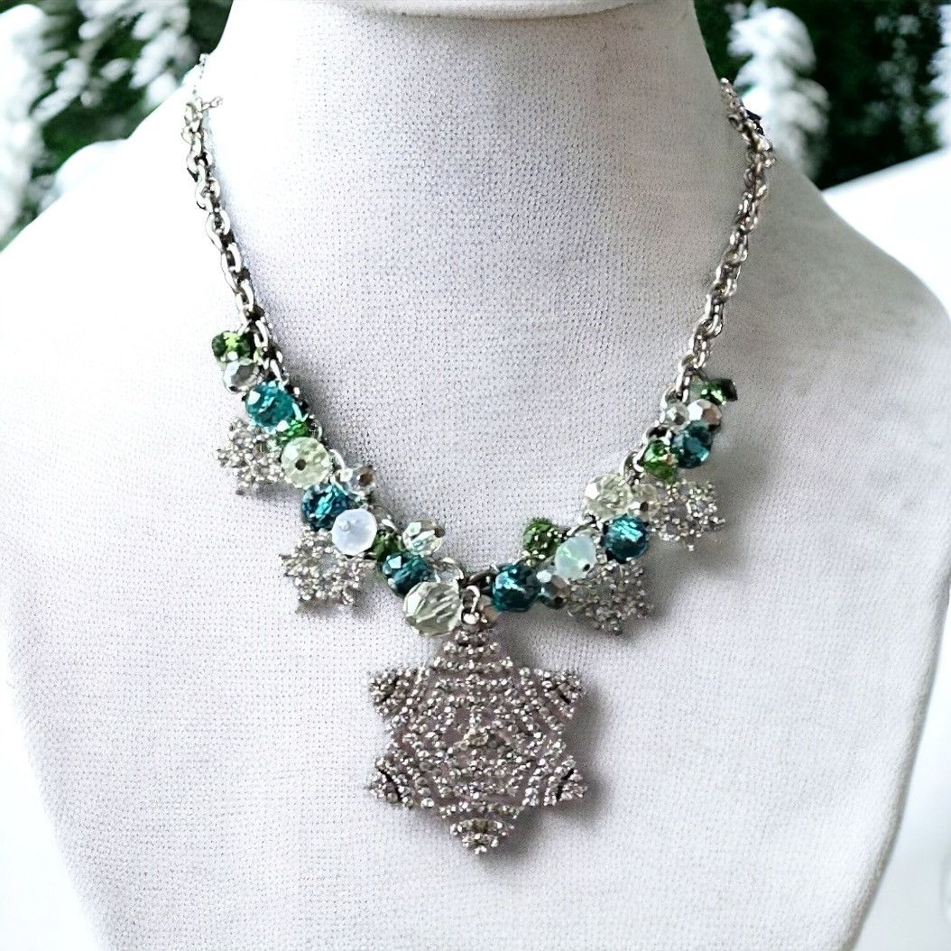 Other Snowflake charm statement necklace Size ONE SIZE - 5 Thumbnail