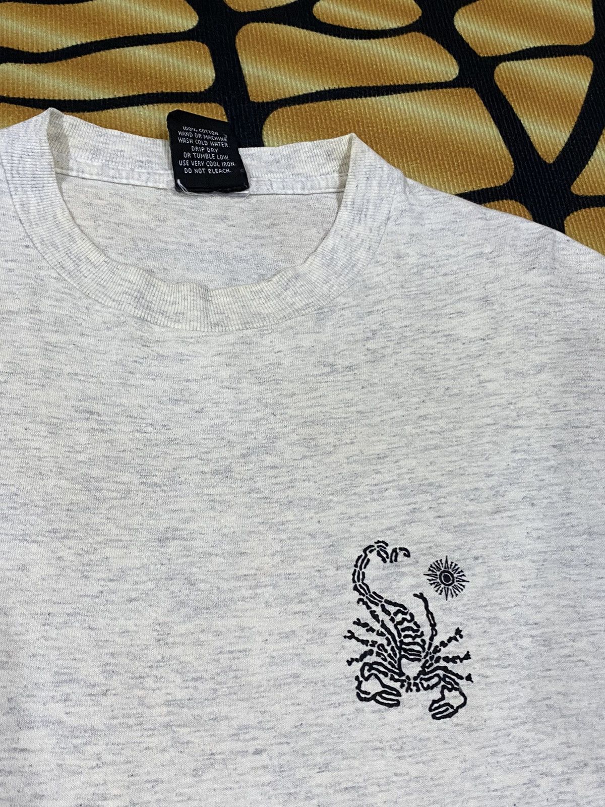 Vintage RARE VINTAGE SCORPION BAY NICE DESIGN TEE Size US M / EU 48-50 / 2 - 8 Thumbnail