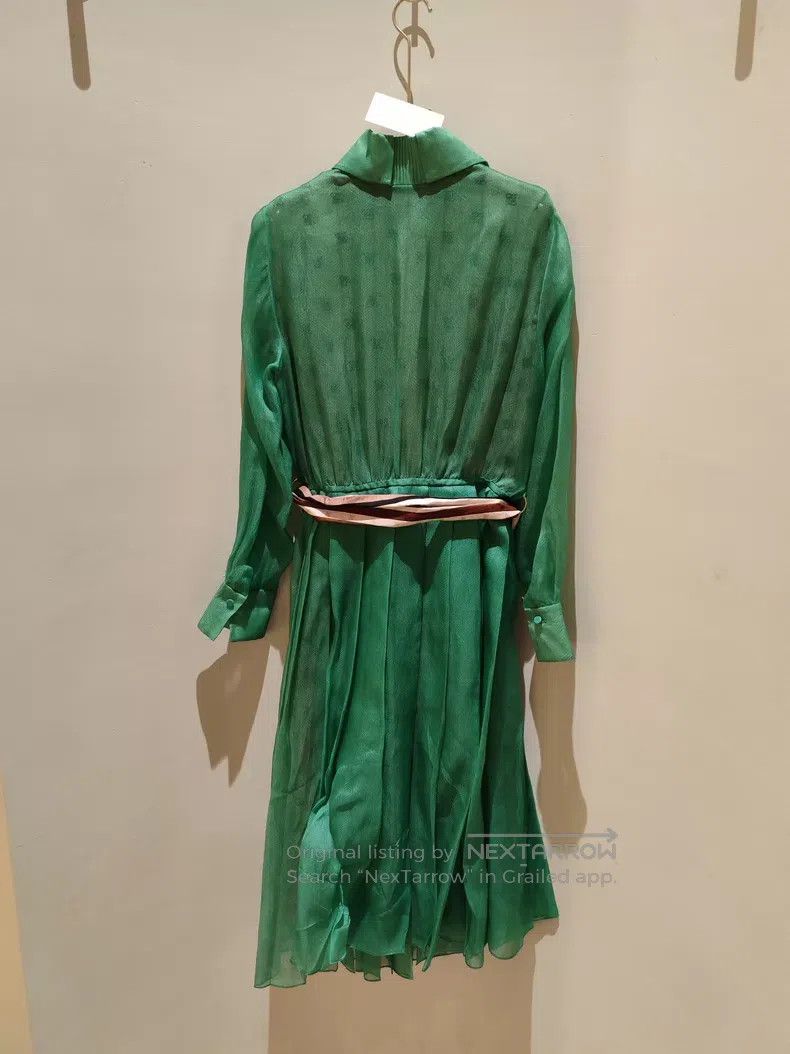Fendi Fendi Dress, made of green silk fabric Size XS / US 0-2 / IT 36-38 - 3 Thumbnail