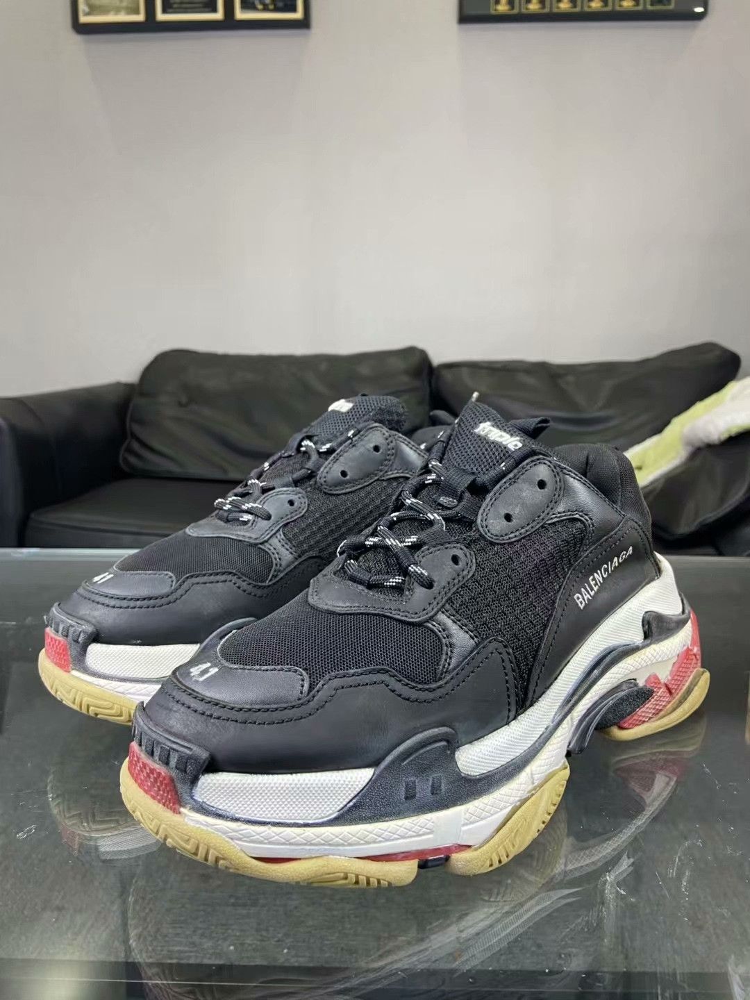 Balenciaga Balenciaga Black Lowtop Sneakers 8.5 Men Size US 8.5 / EU 41-42 - 1 Thumbnail