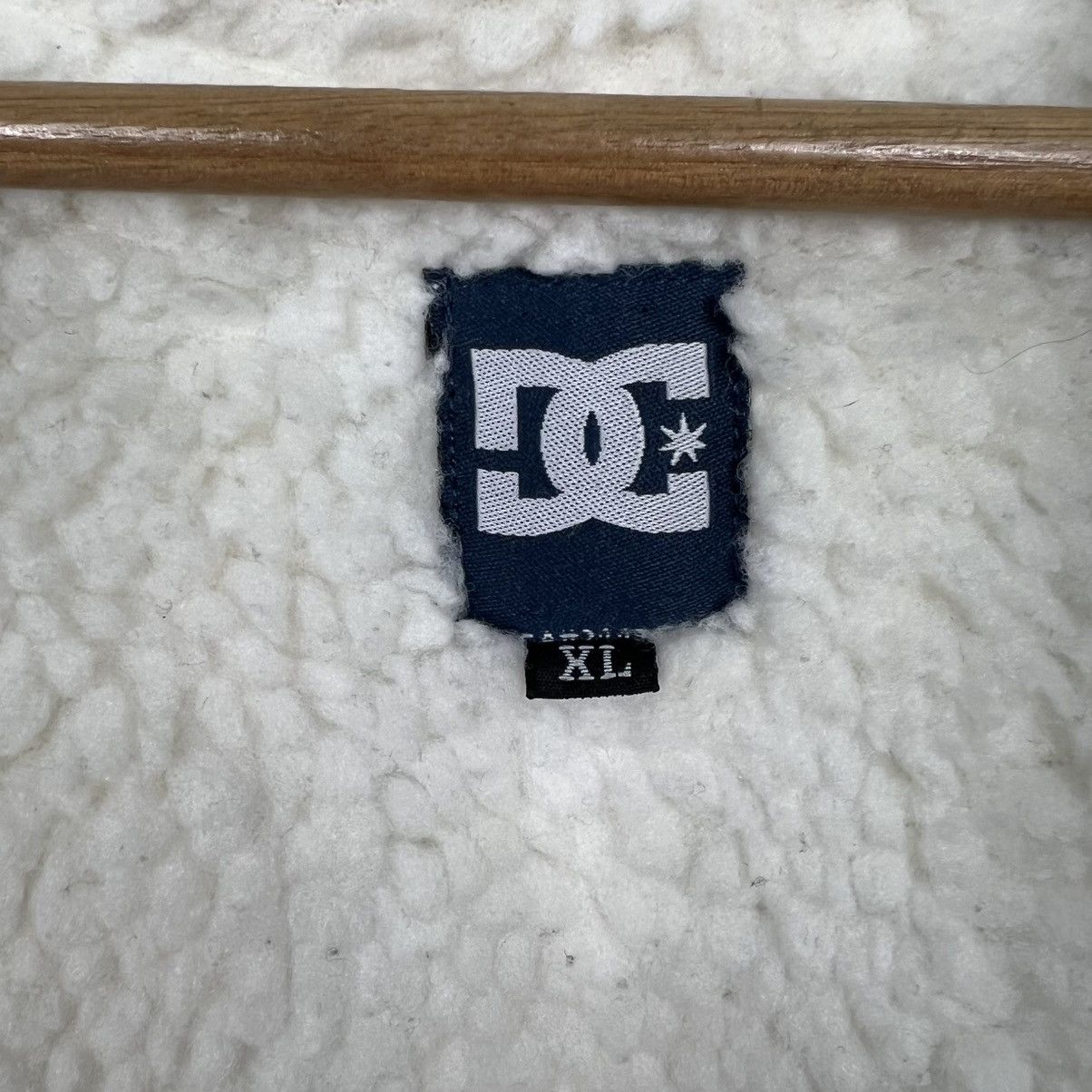 DC Vintage DC SHOE USA Big Logo Long Sherpa Jacket #4038-C183 Size US XL / EU 56 / 4 - 20 Thumbnail