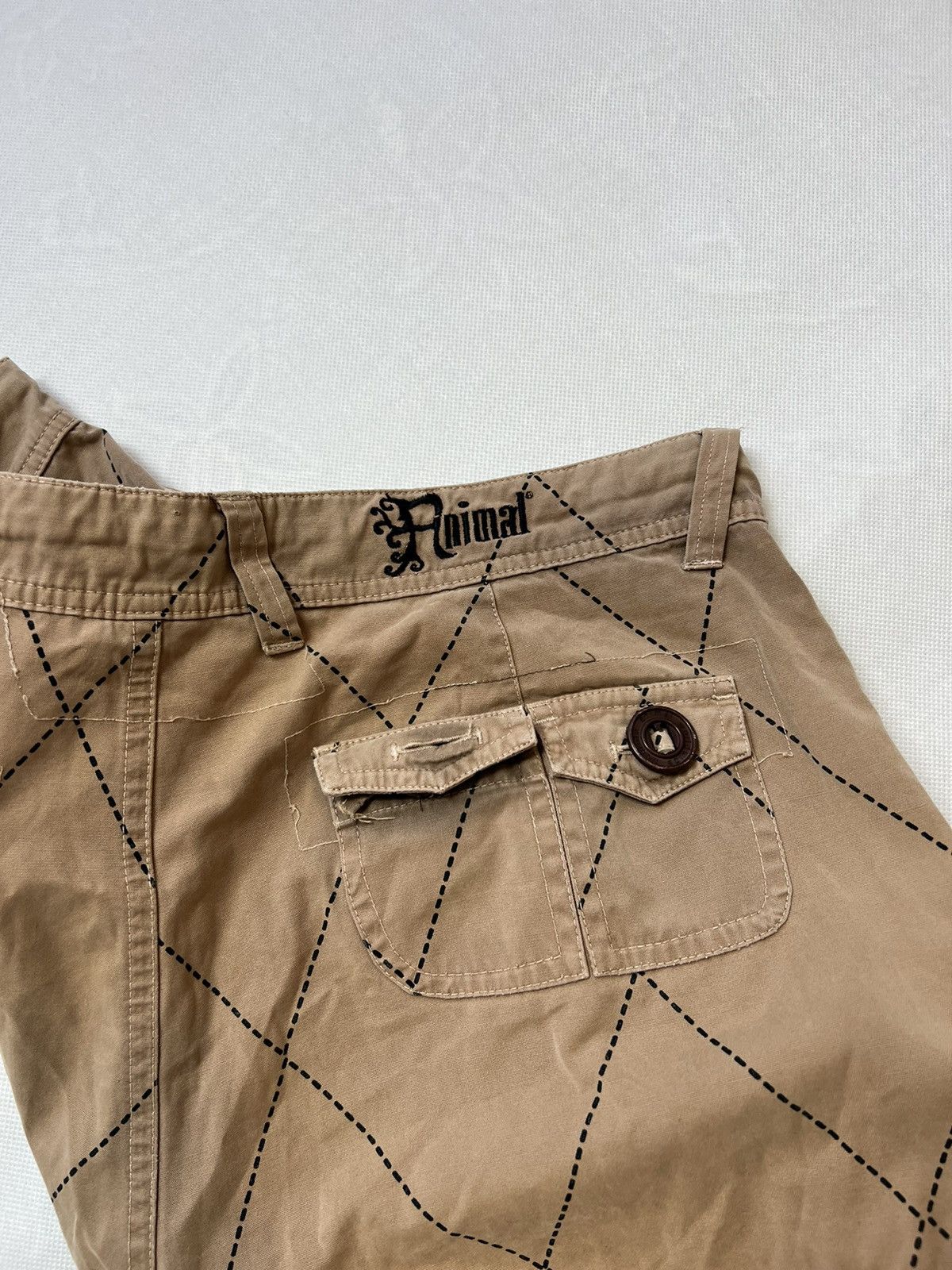 Vintage Cargo Shorts Animal drip Y2k Size US 34 / EU 50 - 7 Thumbnail