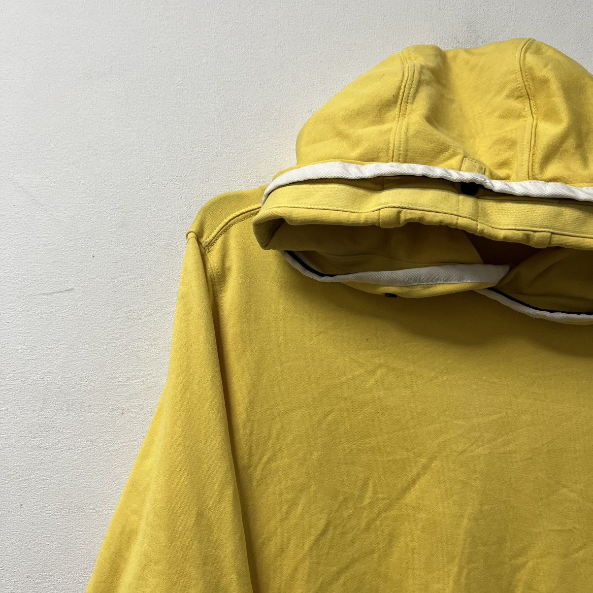 Stone Island Stone Island Hoodie Yellow Size L Size US L / EU 52-54 / 3 - 3 Thumbnail