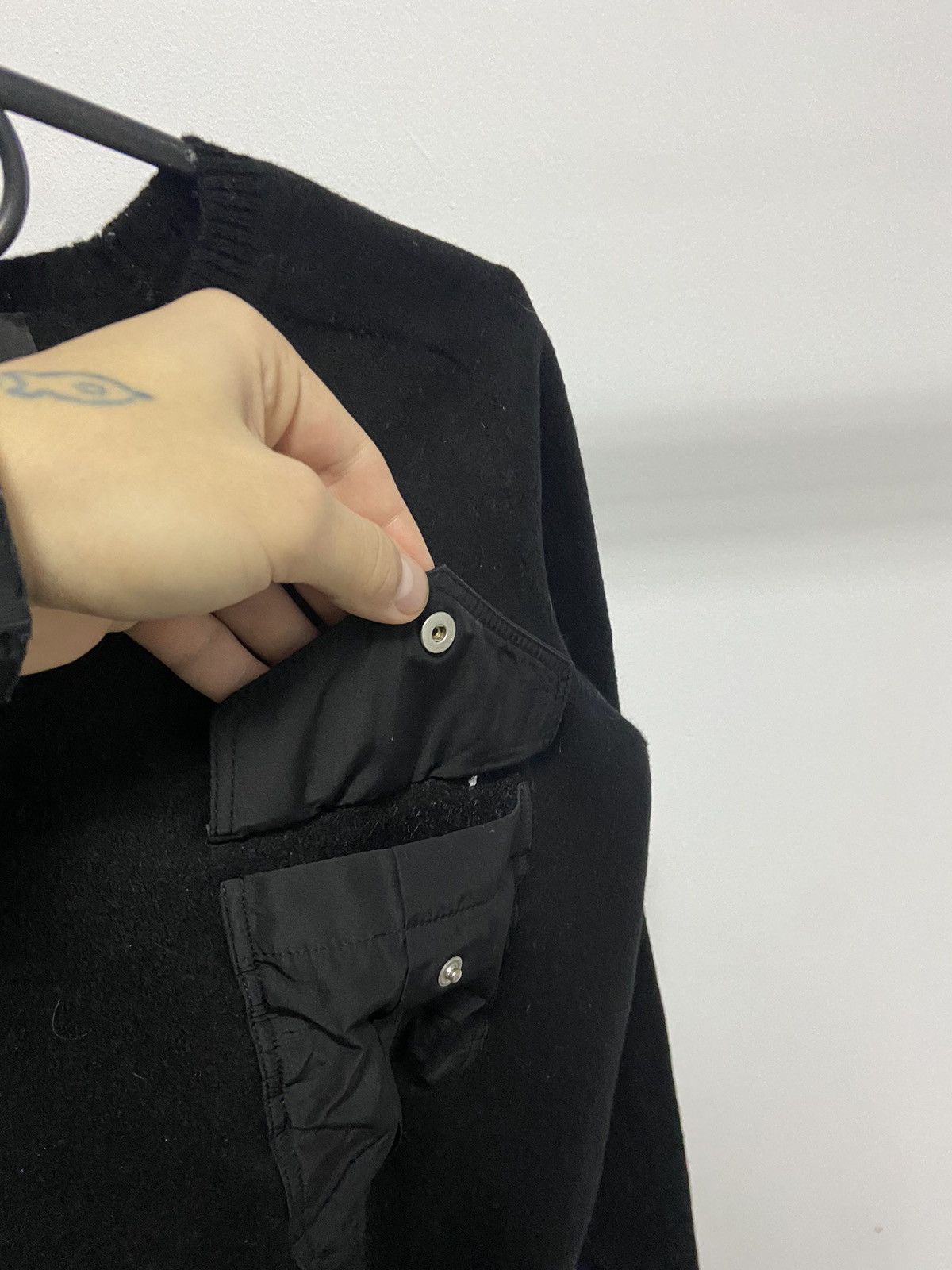Versace × Versus Versace × Vintage Versace versus sweater wool vintage 90s nylon pocket logo Size US M / EU 48-50 / 2 - 3 Thumbnail