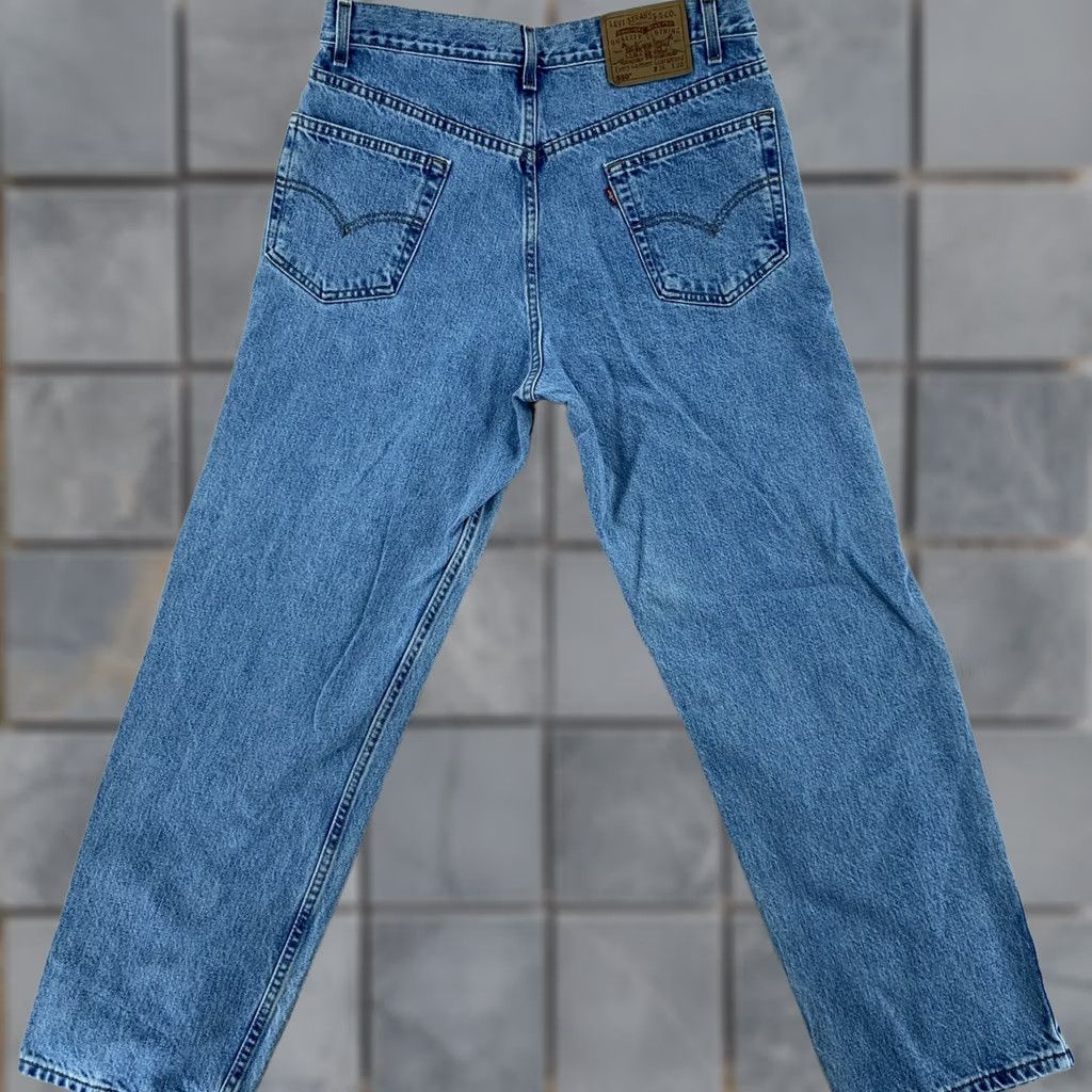 Levi's Vintage Levi's 550 Relaxed Fit Jeans Mens Blue Tapered Leg Denim Actual 33x29 Size US 33 - 1 Thumbnail