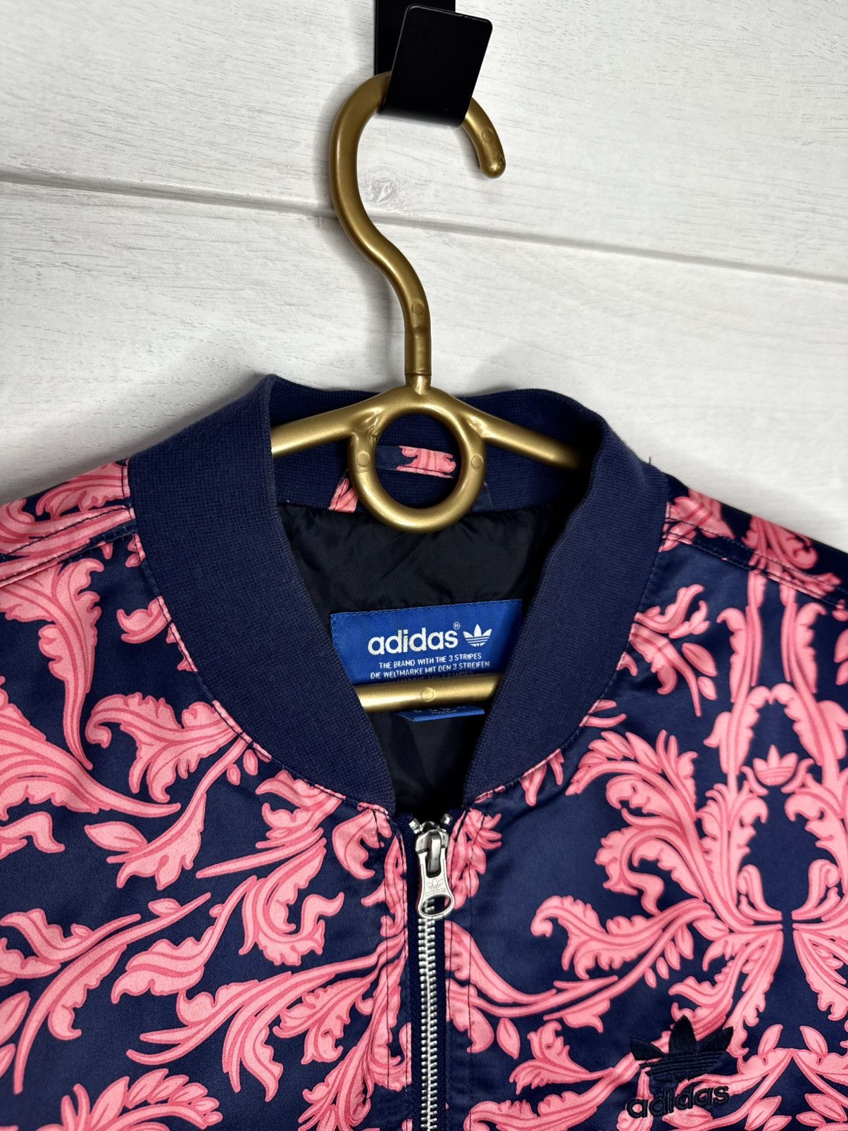 Adidas Adidas x The Farm Company Pink Floral Bomber Jacket Y2K Hype Size S / US 4 / IT 40 - 9 Thumbnail