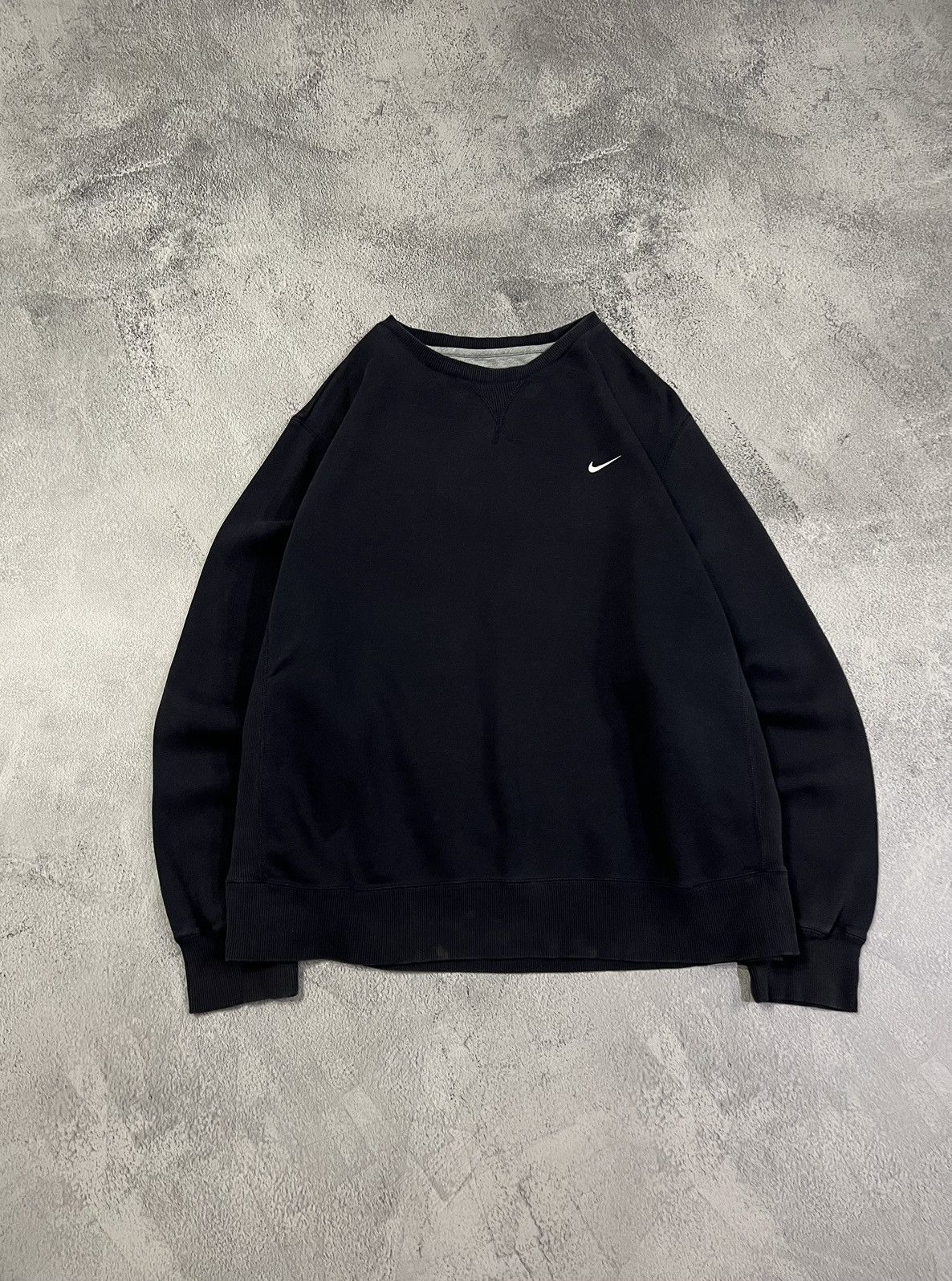 Nike × Vintage Vintage Y2k Nike 💙 Faded Mini Swoosh Sweatshirt 00’s Size US XL / EU 56 / 4 - 2 Thumbnail