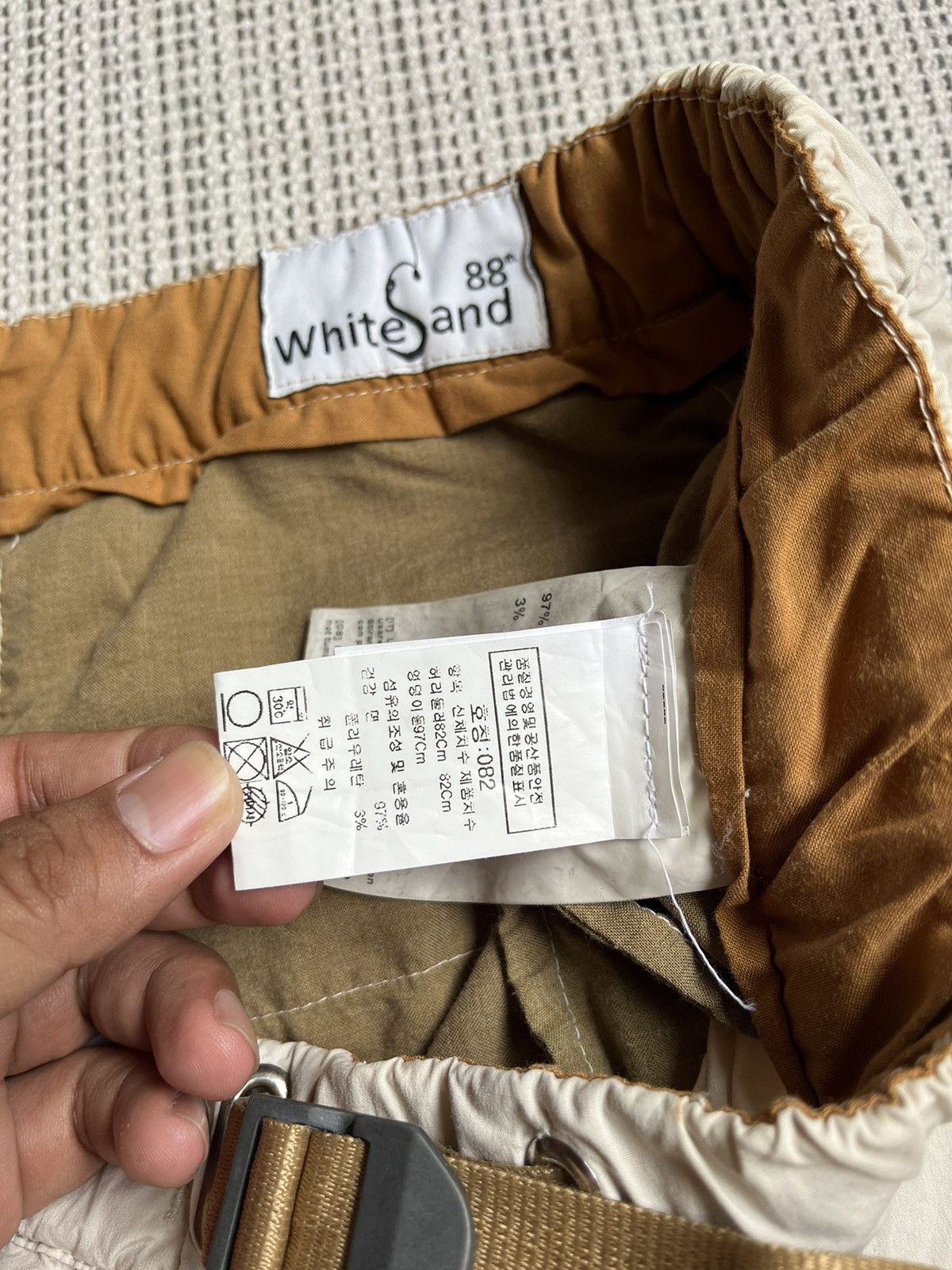 Other White sand printed Bee pants Size US 34 / EU 50 - 5 Thumbnail