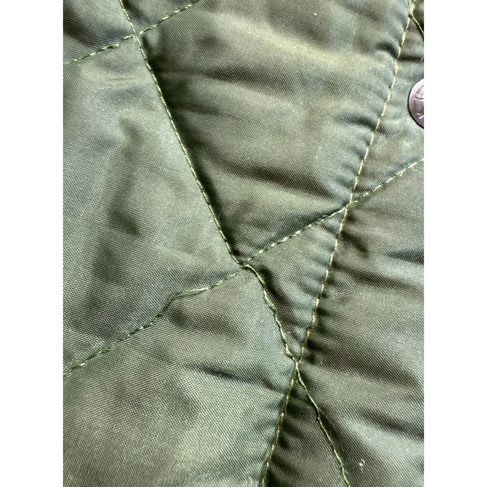 CO Vintage Dunn & Co. England green Quilted Vest Waistcoat Mens L Vest Quilted England green Dunn & Co. Mens L Vest Size US L / EU 52-54 / 3 - 4 Thumbnail