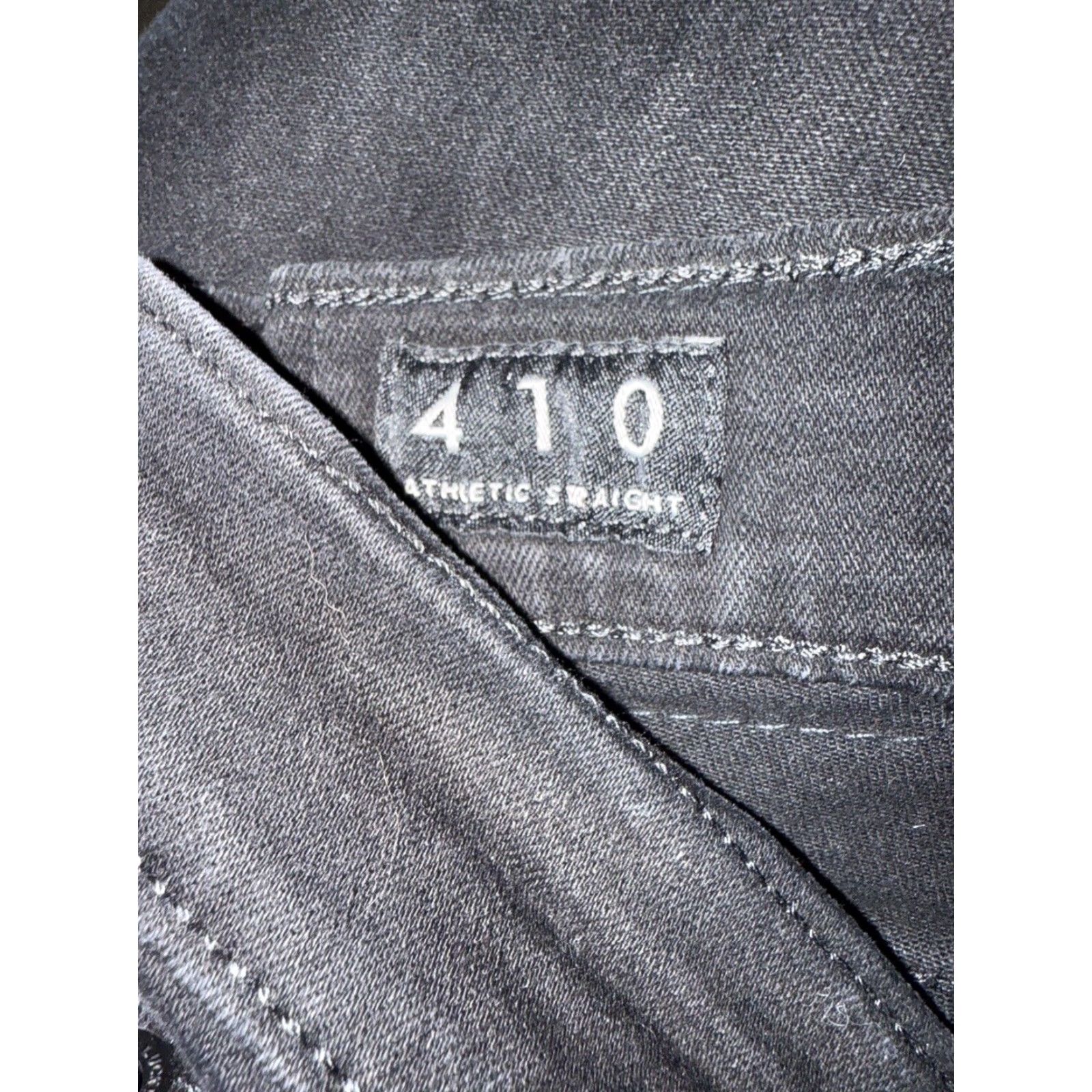 Lucky Brand Lucky Brand 410 Athletic Slim Straight Jeans Mens 36 x 30 Black Denim 5-Pocket Modern Fit 2010s Size US 36 / EU 52 - 7 Thumbnail