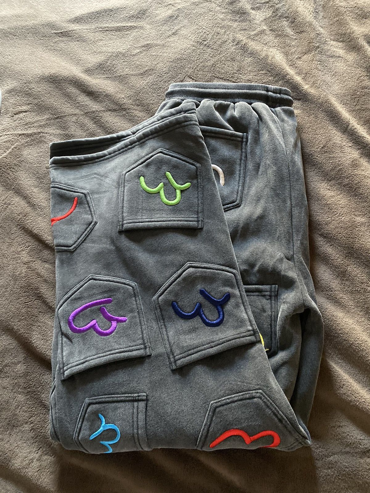 streetwear-gv-gallery-pocket-sweats-grailed