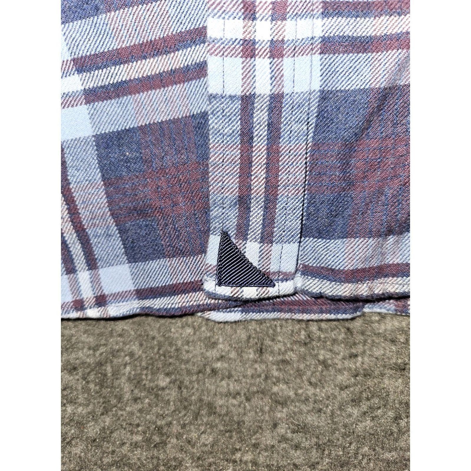 UNTUCKit UNTUCKit Shirt Mens Large Blue Red Plaid Slim Fit Button Down Long Sleeve Cotton Size US L / EU 52-54 / 3 - 4 Thumbnail