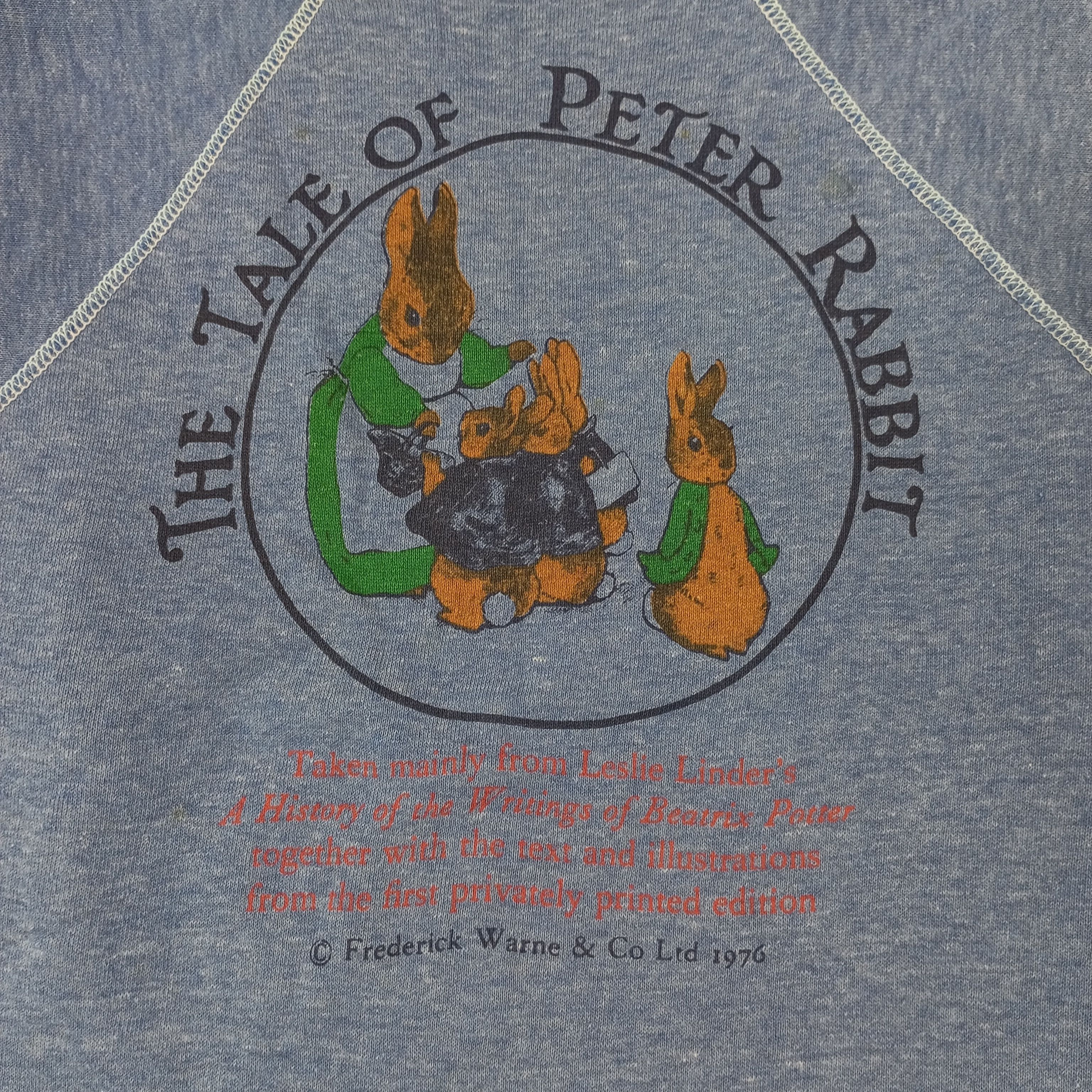 Vintage The Tale of Peter Rabbit Sweatshirt c232n13 Size US S / EU 44-46 / 1 - 2 Thumbnail