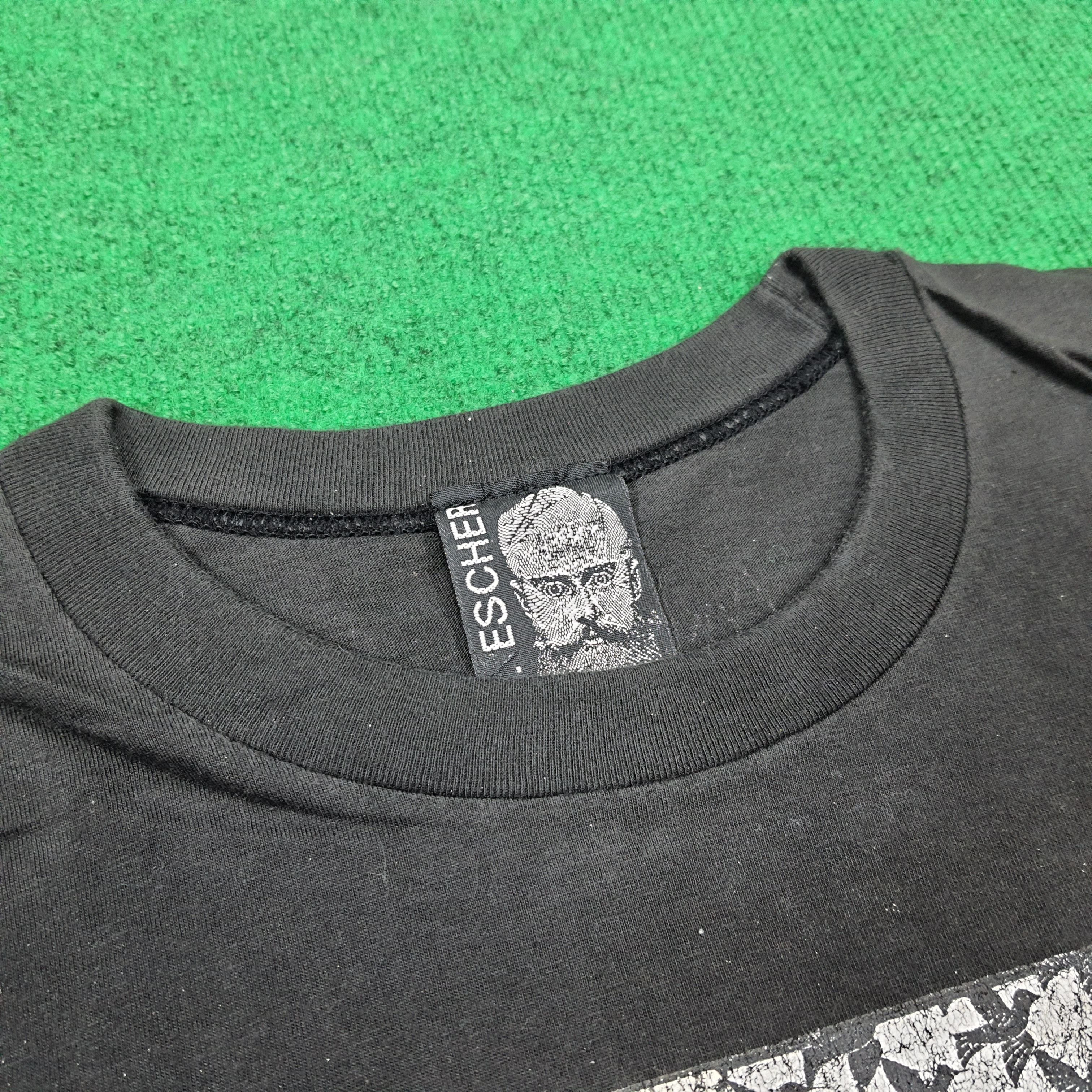 Vintage Vintage Gordon Art Beam Halland M.C. Escher T-shirt Size US M / EU 48-50 / 2 - 6 Thumbnail