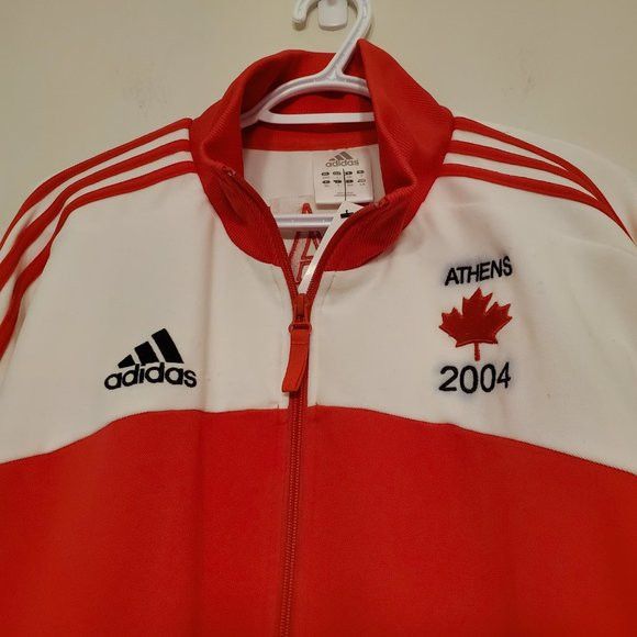 Adidas deals sweater canada