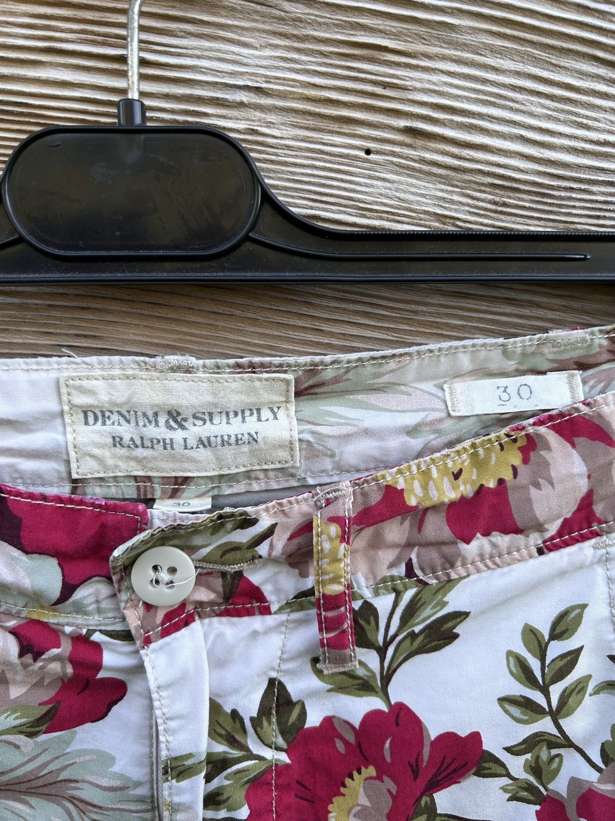 Polo Ralph Lauren Polo Ralph Lauren Denim Supply Chino Floral Hawaiian Shorts Size US 30 / EU 46 - 2 Thumbnail