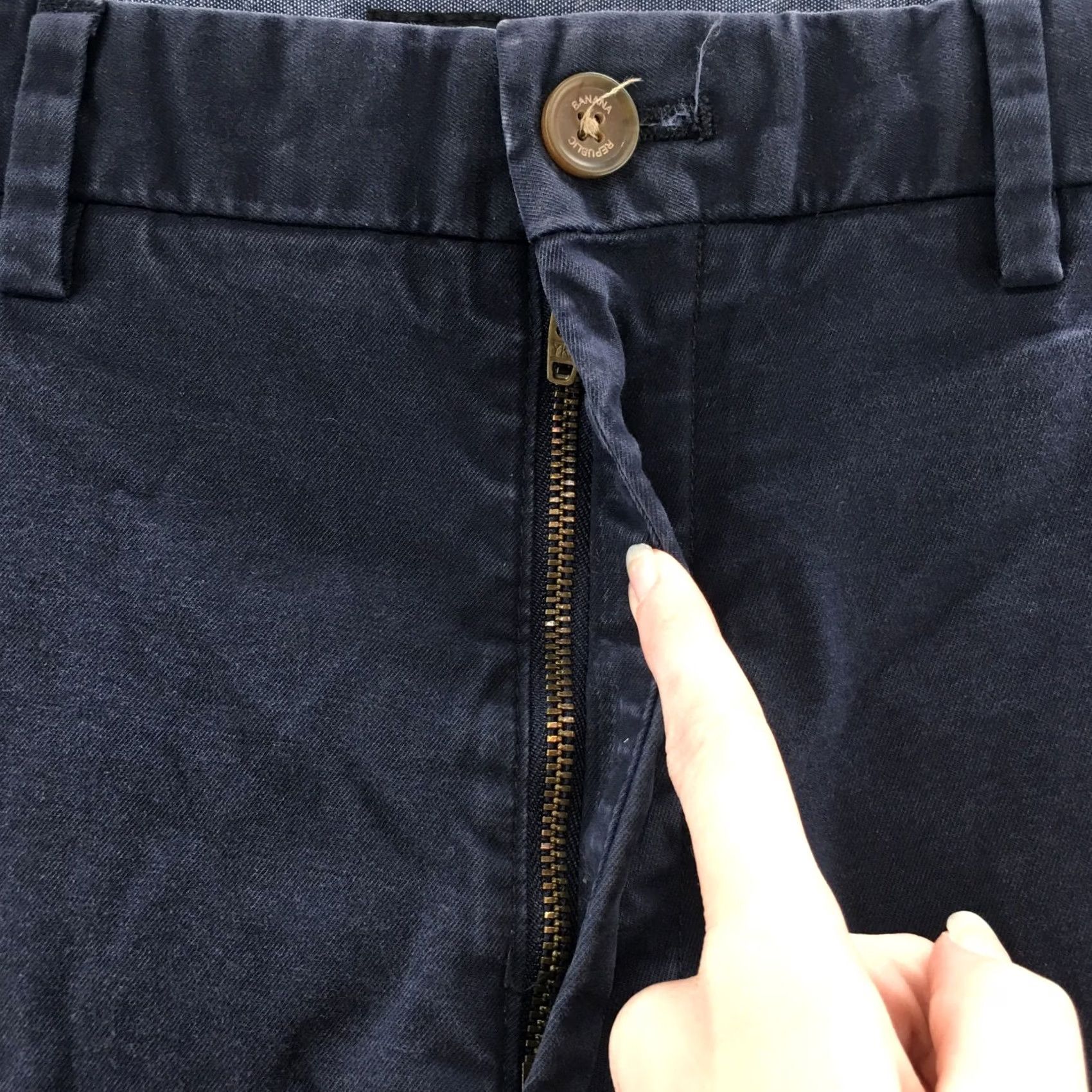 Banana Republic Banana Republic Mason Chino Skinny Pants Mens 33x34 Blue Mid Rise Regular Slim Straight Leg Pants Mens Jeans Trousers blue Size US 33 - 3 Thumbnail