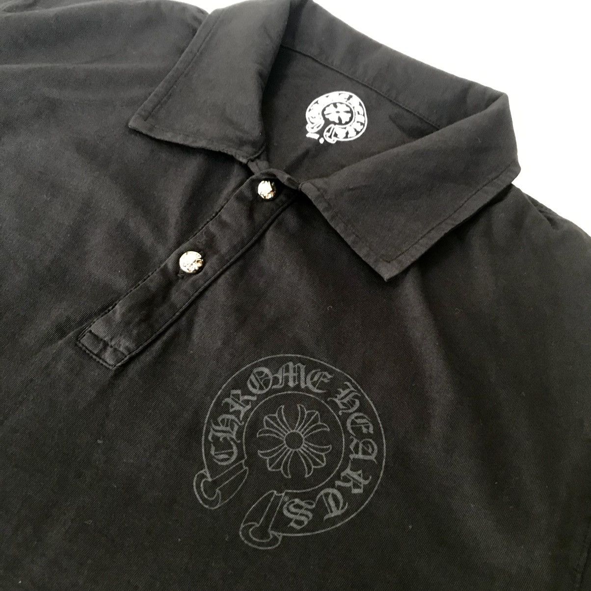 Chrome Hearts Chrome Hearts Silver Button Tonal Horseshoe Logo