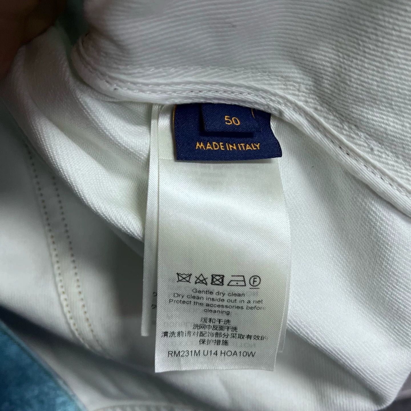 Louis Vuitton Louis Vuitton White Spray-Paint Denim Jacket Size US M / EU 48-50 / 2 - 3 Thumbnail