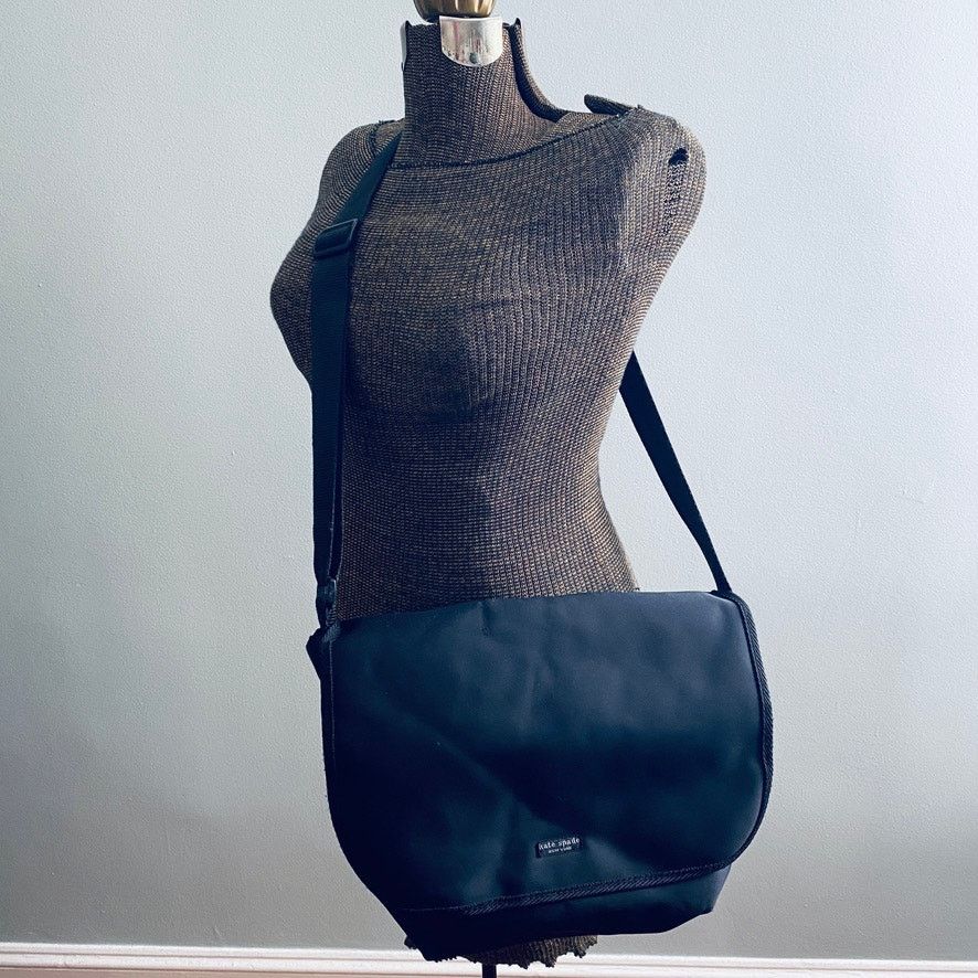 Kate Spade Kate Spade black nylon messenger crossbody computer bag Size ONE SIZE - 1 Thumbnail