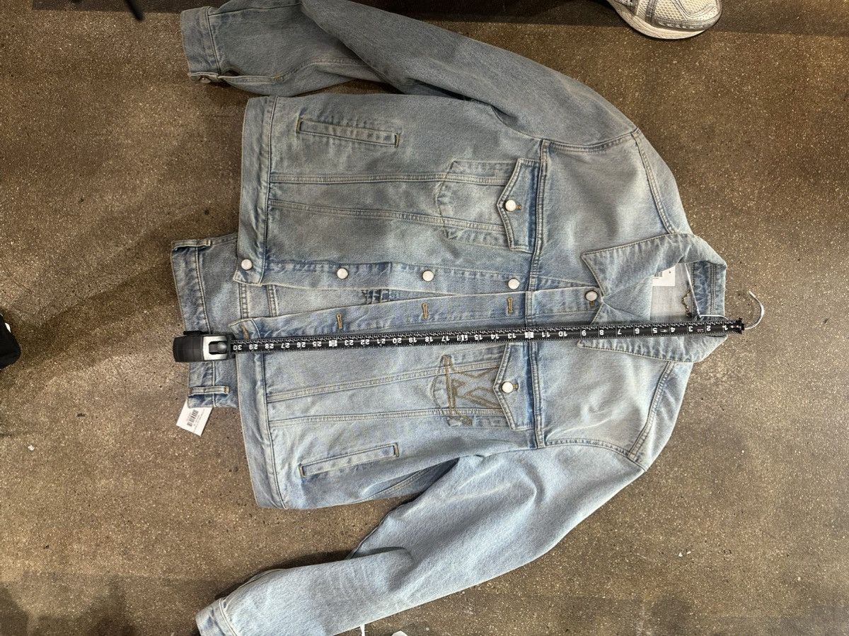 Louis Vuitton LOUIS VUITTON EMBROIDERED TRUCKER DENIM JACKET Size US XXL / EU 58 / 5 - 20 Thumbnail