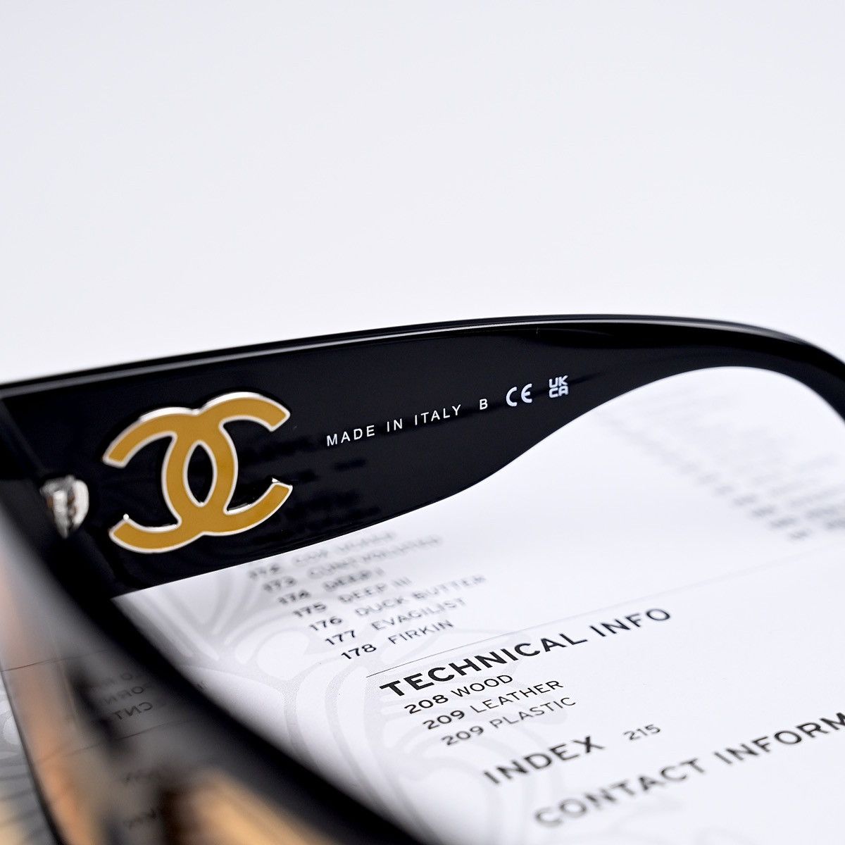 Chanel CHANEL 0CH5539 1799/7 SUNGLASSES Size ONE SIZE - 5 Thumbnail