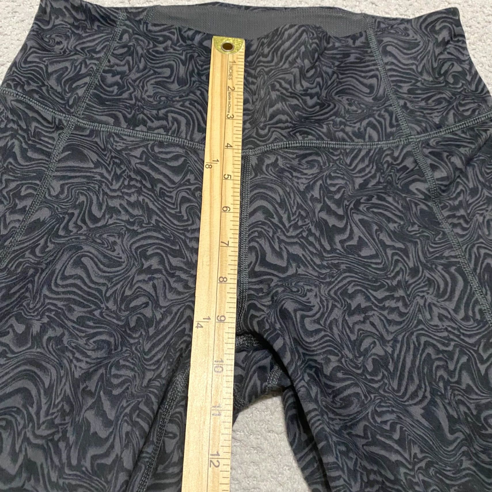 Under Armour Under Armour Womens Leggings M Multicolor Geometric Ankle Yoga Gym Workout Pants Size 32" / US 10 / IT 46 - 7 Thumbnail