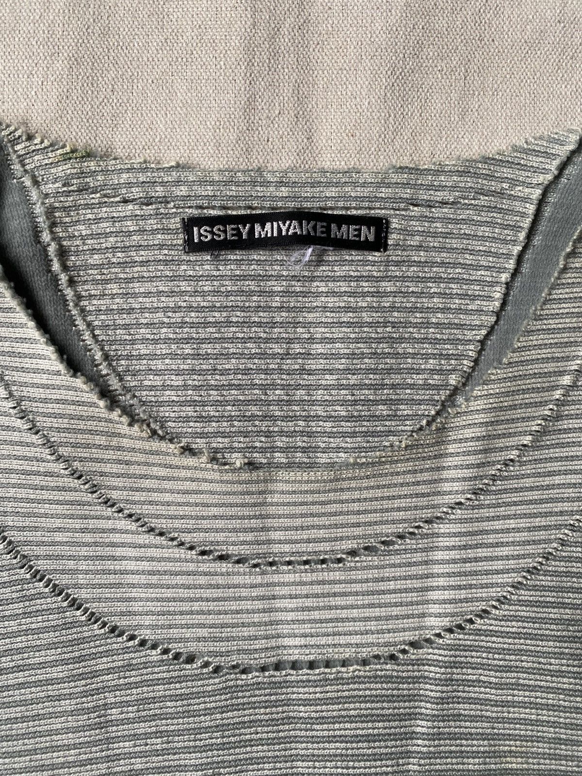 Issey Miyake Issey Miyake Men 2000s Pleated Longsleeve Size US M / EU 48-50 / 2 - 5 Thumbnail