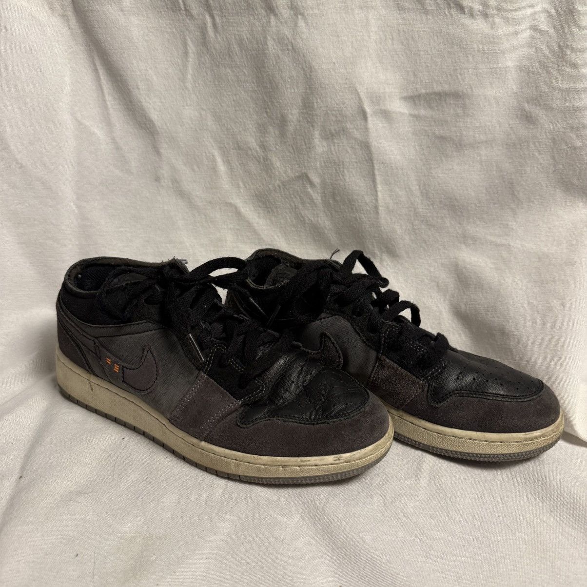 Nike Air Jordan 1 Low OG “Black Suede” - Size 6.5Y Size US 6.5 / EU 39-40 - 7 Thumbnail