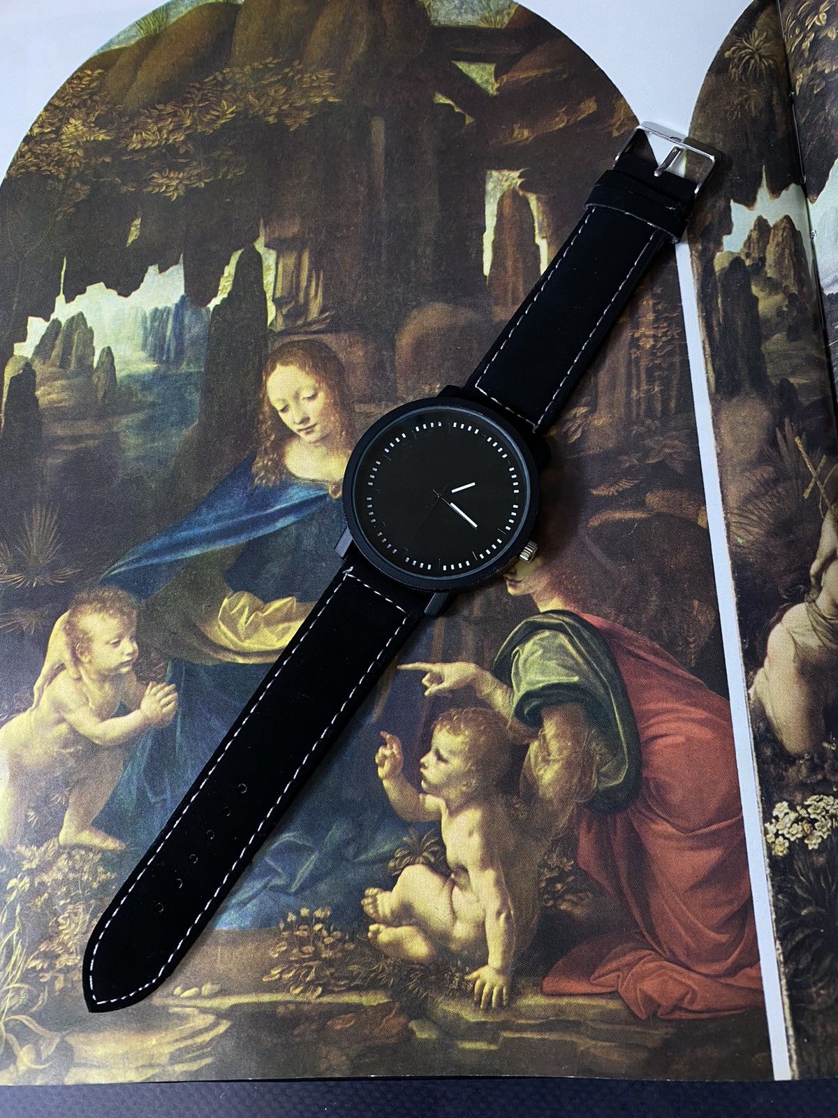 Jewelry × Vintage Sleek Black Minimalist Design Watch Size ONE SIZE - 2 Thumbnail