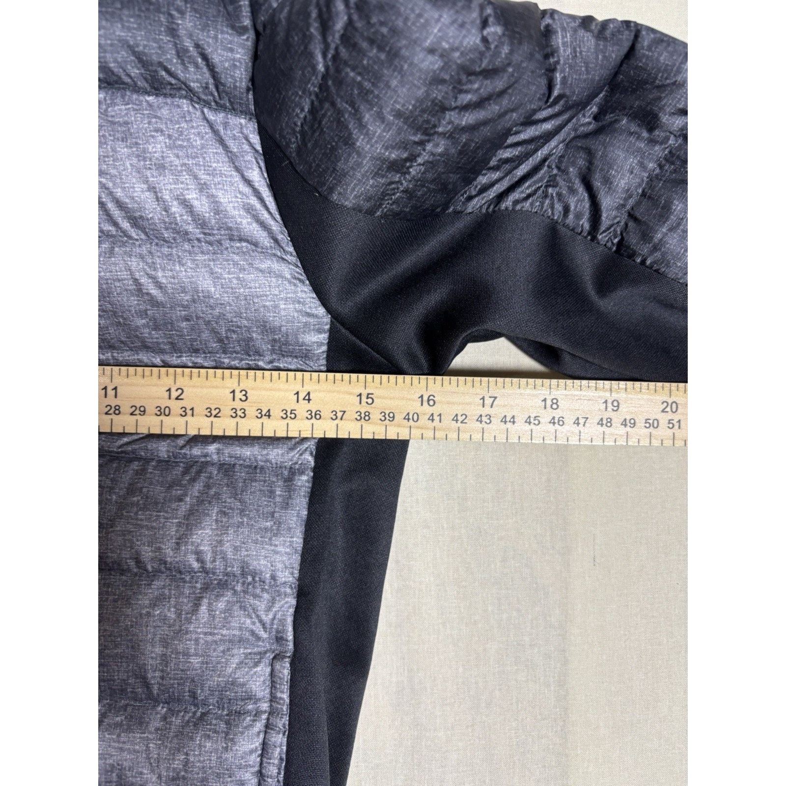 The Unbranded Brand Gerry Kids Puffer Jacket XS 5/6 Gray Black Hooded Down Size US XS / EU 42 / 0 - 7 Thumbnail