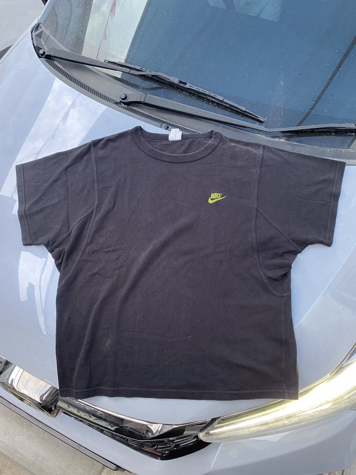 Nike Nike small swoosh vintage black tshirt boxy fit Size US L / EU 52-54 / 3 - 1 Thumbnail