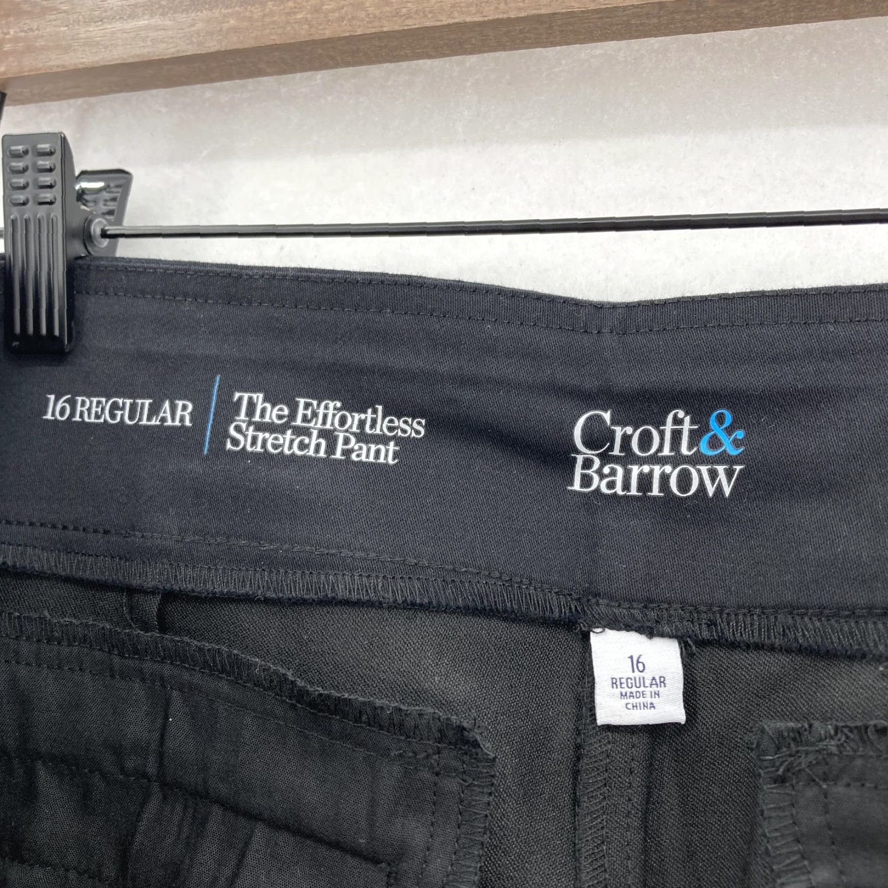Croft & Barrow Croft & Barrow Pants Womens 16 Black Effortless Stretch Straight Leg Mid Rise Pull On Casual Workwear Shirt? Size 38" / US 16 / IT 52 - 6 Thumbnail