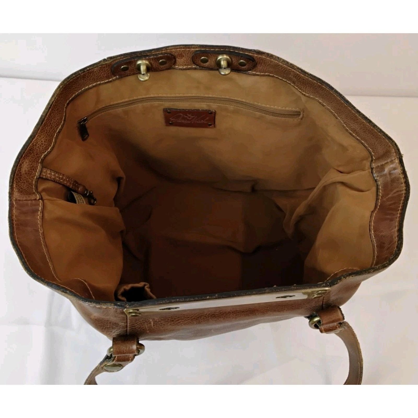 Patricia Nash Patricia Nash Leather Tote Bag Brown Purse Brass Hardware Size ONE SIZE - 11 Thumbnail