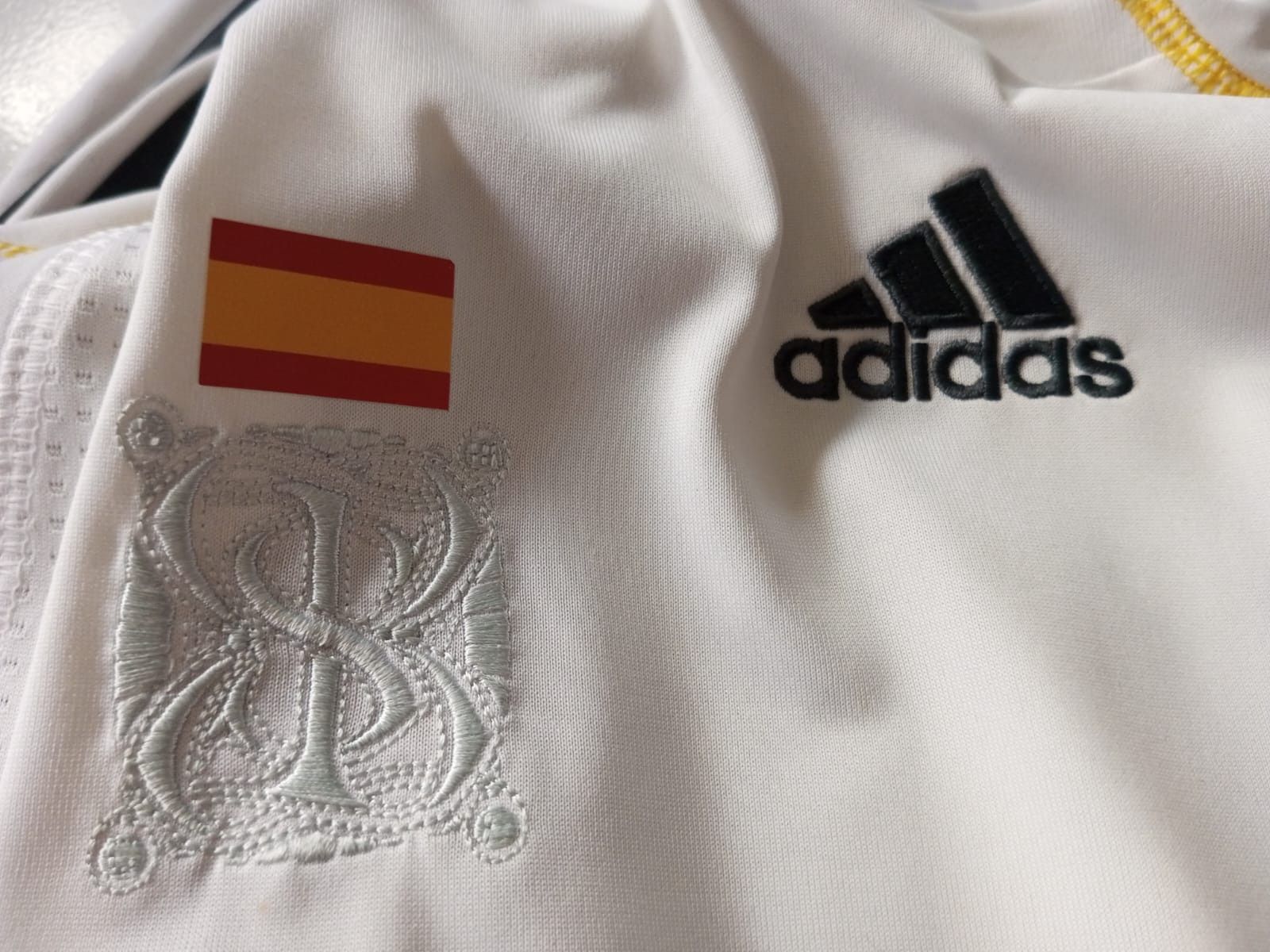 Adidas Real Madrid 2009 home Jersey Cristiano Ronaldo 9 Size US S / EU 44-46 / 1 - 11 Thumbnail